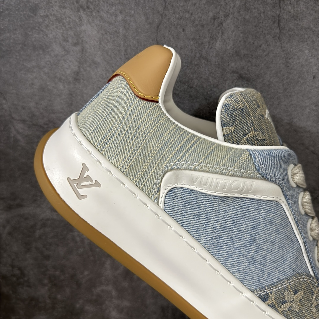 图片[7]-【专柜版/海淘代购】 LV 路易威登LOUIS VUITTON Tilted Low Sneakers 倾斜系列低帮复古休闲运动文化百搭板鞋 2026早春款板鞋 饼干鞋 市场最顶天花板 礼盒包装 正确细节 原鞋原材料1：1打造 完美版型做工 欢迎对比市场任何品质的货品 广东原产 升级原楦型开发纸版 包装说明书防尘布袋物件(附送官方快递加固牛皮纸外盒!!)#采用Monogram 丹宁布鞋面材质#鞋垫嵌入软脚感EVA物料#后跟耐弯折滴塑支撑片#全新开发TPR光泽组合隔色鞋底❗ 尺码：39 40 41 42 43 44 45 46-选品中心