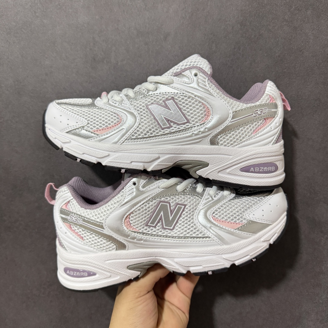 图片[3]-【GQ版本】Balance NB530 新百伦复古透气跑步鞋 采用多材质拼接打造，鞋面组合透气网布与质感皮革，兼顾通风性与鞋面支撑性。内置ABZORB缓震中底，脚感柔软回弹，底部配备耐磨橡胶大底，防滑耐穿，材质用料扎实，日常穿着舒适又耐用 货号：MR530FW1 尺码：36-45-选品中心