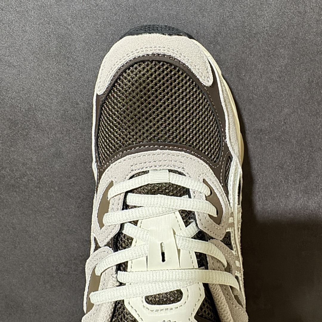 图片[5]-【公司级】Asics Gel-NYC 亚瑟士运动休闲透气专业跑鞋 鞋面采用反绒皮与网布拼接 透气舒适兼具休闲时尚 结合简明的配色 展现品牌的传承及引领复古流行的主题 虎爪造型的LOGO #鞋身稳定包裹系统 支撑鞋身 经典宽大鞋型配备防偏移设计提升包裹性 穿着舒适鞋面透气孔设计 提供透气性！ 货号：1203A634-200 尺码：36 37 37.5 38 39 39.5 40 40.5 41.5 42 42.5 43.5 44 45-选品中心