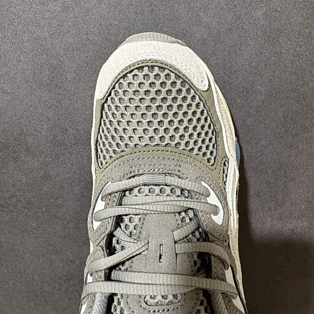 图片[5]-【公司级】Asics Gel-NYC 亚瑟士运动休闲透气专业跑鞋 鞋面采用反绒皮与网布拼接 透气舒适兼具休闲时尚 结合简明的配色 展现品牌的传承及引领复古流行的主题 虎爪造型的LOGO #鞋身稳定包裹系统 支撑鞋身 经典宽大鞋型配备防偏移设计提升包裹性 穿着舒适鞋面透气孔设计 提供透气性！ 货号：1203A372-020 尺码：36 37 37.5 38 39 39.5 40 40.5 41.5 42 42.5 43.5 44 45-选品中心