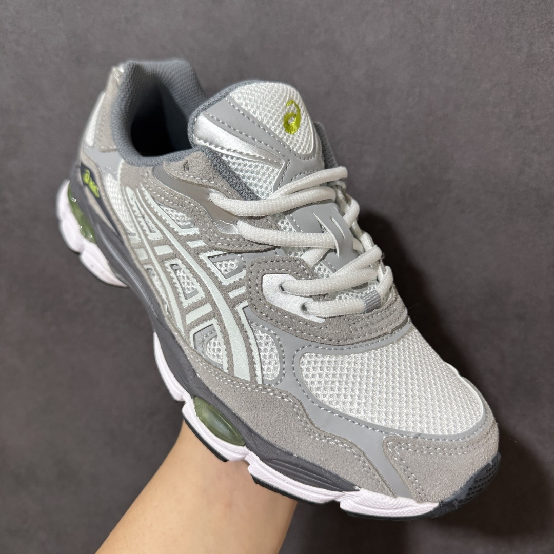 图片[3]-【公司级】Asics Gel-NYC 亚瑟士运动休闲透气专业跑鞋 鞋面采用反绒皮与网布拼接 透气舒适兼具休闲时尚 结合简明的配色 展现品牌的传承及引领复古流行的主题 虎爪造型的LOGO #鞋身稳定包裹系统 支撑鞋身 经典宽大鞋型配备防偏移设计提升包裹性 穿着舒适鞋面透气孔设计 提供透气性！ 货号：1203A383-109 尺码：40 40.5 41.5 42 42.5 43.5 44 45-选品中心
