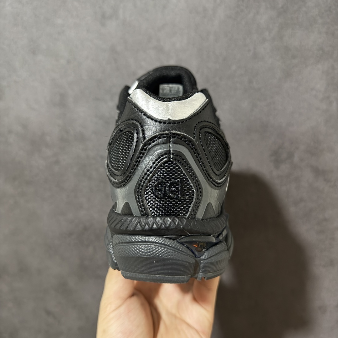 图片[4]-【公司级】Asics Gel-NYC 亚瑟士运动休闲透气专业跑鞋 鞋面采用反绒皮与网布拼接 透气舒适兼具休闲时尚 结合简明的配色 展现品牌的传承及引领复古流行的主题 虎爪造型的LOGO #鞋身稳定包裹系统 支撑鞋身 经典宽大鞋型配备防偏移设计提升包裹性 穿着舒适鞋面透气孔设计 提供透气性！ 货号：1203A280-003 尺码：40 40.5 41.5 42 42.5 43.5 44 45-选品中心