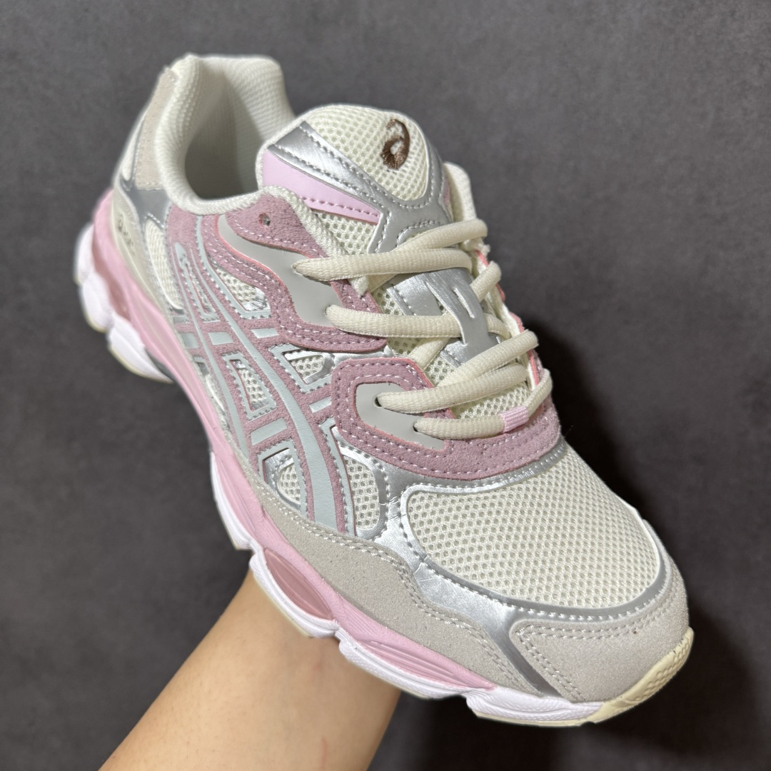 图片[3]-【公司级】Asics Gel-NYC 亚瑟士运动休闲透气专业跑鞋 鞋面采用反绒皮与网布拼接 透气舒适兼具休闲时尚 结合简明的配色 展现品牌的传承及引领复古流行的主题 虎爪造型的LOGO #鞋身稳定包裹系统 支撑鞋身 经典宽大鞋型配备防偏移设计提升包裹性 穿着舒适鞋面透气孔设计 提供透气性！ 货号：1203A383-028 尺码：36 37 37.5 38 39 39.5 40 40.5 41.5 42 42.5 43.5 44 45-选品中心