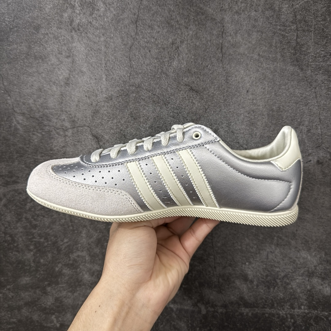 图片[2]-【渠道纯原版】Adidas Originals Changle系列 阿迪达斯 三叶草 百搭低帮休闲运动板鞋 KJ3962 市场最高版本 完美还原zp细节，注意区别市场任何版本，完全不是一路货色‼️ 全鞋原材料打造，无任何色差，正确鞋型，后跟港宝材料定型，正确微透生胶大底，反口内里头层细腻小牛皮，纸板中底 鞋垫背胶，侧面正确烫金压印字母，所有细节完美还原‼️ 尺码：35 36 36.5 37 38 38.5 39 40 40.5 41 42 42.5 43 44 44.5 45-选品中心