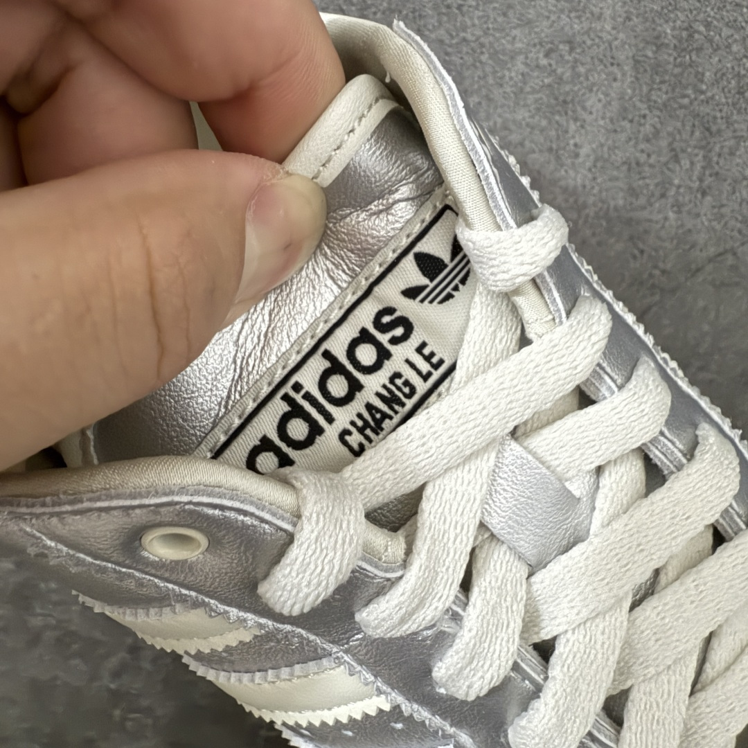 图片[5]-【渠道纯原版】Adidas Originals Changle系列 阿迪达斯 三叶草 百搭低帮休闲运动板鞋 KJ3962 市场最高版本 完美还原zp细节，注意区别市场任何版本，完全不是一路货色‼️ 全鞋原材料打造，无任何色差，正确鞋型，后跟港宝材料定型，正确微透生胶大底，反口内里头层细腻小牛皮，纸板中底 鞋垫背胶，侧面正确烫金压印字母，所有细节完美还原‼️ 尺码：35 36 36.5 37 38 38.5 39 40 40.5 41 42 42.5 43 44 44.5 45-选品中心