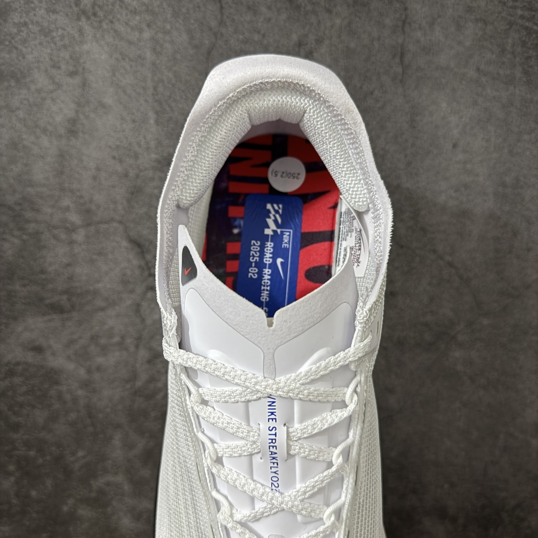 图片[8]-【碳科技纯原】耐克Nike ZoomX Streakfly 2 疾驰者2代系列低帮竞速轻质缓震透气休闲运动跑步鞋“ 市场顶级版本 跑鞋第一梯队 专业跑鞋‼️ 原标原盒 全掌真碳版 真Zoom X气垫 超薄针织鞋面 柔软缓震，nike Streakfly 2是一款专为短距离竞速设计的高性能跑鞋。日常穿着也是非常舒适，单只42码仅重126克，比前代减轻40克，接近田径钉鞋的轻盈感，适合追求速度的跑者。搭载全掌Flyplate碳纤维板，提供强劲推进力，配合ZoomX泡棉中底，能量回馈出色，滚动感顺滑。外底采用轻薄橡胶材质，抓地力出色，湿滑路面也能稳定发挥。工程精制网眼鞋面，透气性极佳，贴合脚部轮廓，减少闷热感。ZoomX泡棉中底兼顾缓震与回弹，适合短距离快速奔跑。Nike Streakfly 2是为追求速度的精英跑者或短距离竞速爱好者设计的高性能跑鞋，其轻盈、响应迅速的特点使其成为短距离比赛和训练的理想选择 货号： IO8268-100 尺码： 36 36.5 37.5 38 38.5 39 40 40.5 41 42 42.5 43 44 45 46-选品中心