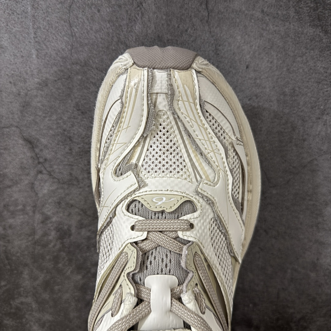 Balenciaga巴黎世家26代 Jet 压纹印花 圆头厚底4.25cm 低帮 老爹鞋 男款 黑色市场