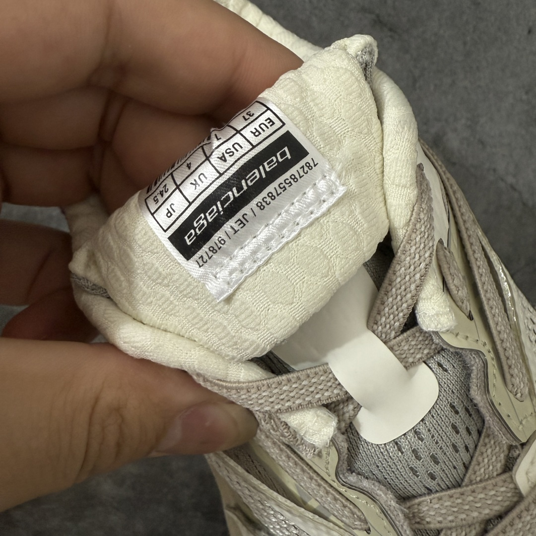 Balenciaga巴黎世家26代 Jet 压纹印花 圆头厚底4.25cm 低帮 老爹鞋 男款 黑色市场