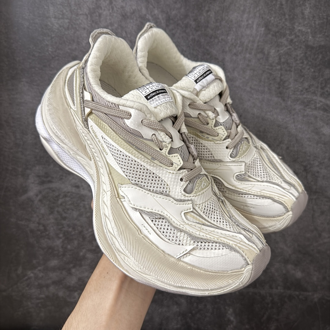 Balenciaga巴黎世家26代 Jet 压纹印花 圆头厚底4.25cm 低帮 老爹鞋 男款 黑色市场