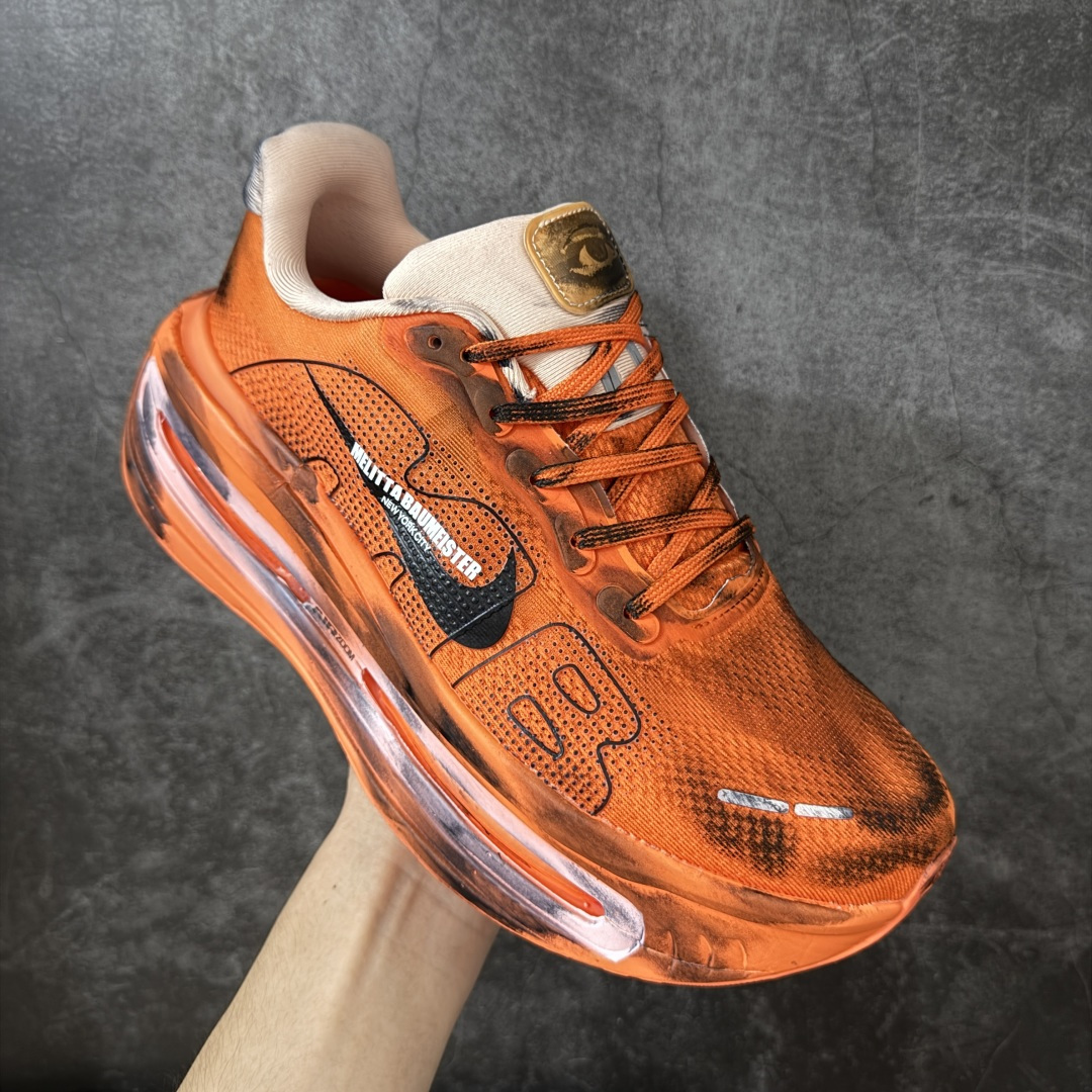 图片[3]-【公司级】Nike VOMERO PREMIUM 耐克 舒适减震防滑 低帮跑步鞋 全掌ReactX泡绵中底 前掌和后跟还配备了Air Zoom气垫单元 据说跑起来更快更舒适哦 这次最大的升级点 首次引入了ReactX泡绵 货号：IQ7166-800 尺码：36 36.5 37.5 38 38.5 39 40 40.5 41 42 42.5 43 44 45 46-选品中心