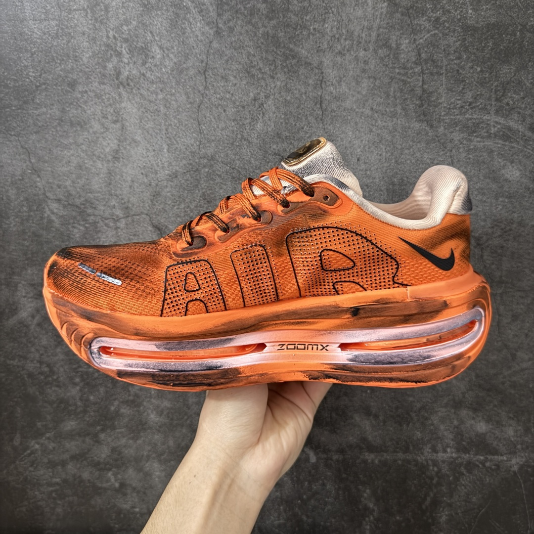 图片[2]-【公司级】Nike VOMERO PREMIUM 耐克 舒适减震防滑 低帮跑步鞋 全掌ReactX泡绵中底 前掌和后跟还配备了Air Zoom气垫单元 据说跑起来更快更舒适哦 这次最大的升级点 首次引入了ReactX泡绵 货号：IQ7166-800 尺码：36 36.5 37.5 38 38.5 39 40 40.5 41 42 42.5 43 44 45 46-选品中心