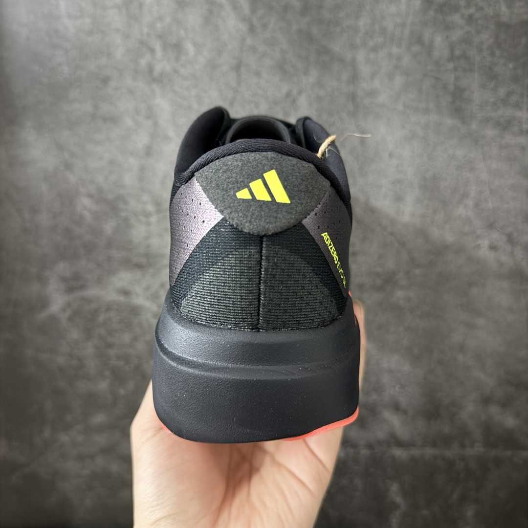 图片[4]-【XE版本】Adidas Adizero EVO SL 马拉松竞速专业跑鞋 市场最强版出货 原材料 内置碳板 原厂网纱潮流 超临界发泡大底 脚感软弹度与原版几乎无差别 细节目前市场最接近原版品质 外贸专供 最大做到48码 此款针织网面非常轻薄 纤维间的缝隙很大 可以保证跑步时的透气、排汗效果 鞋舌直接与两侧的内衬和鞋底连接在一起 在跑步过程中不会被鞋舌的左右移动所困扰 在标准鞋带孔的基础上再拓宽一组鞋带孔 适合不同脚型的需求 突破性 EnergyRods 技术，有助于跑者实现更好的成绩 中底独特的LIGHTSTRIKE PRO泡棉材质 微弹感觉在跑步过程中给予了良好的支撑体验 对于顶级精英和高水平进阶跑者来说 ADIOS PRO是一双值得信赖的竞速比赛用鞋 货号：JR3414 尺码：36-48-选品中心