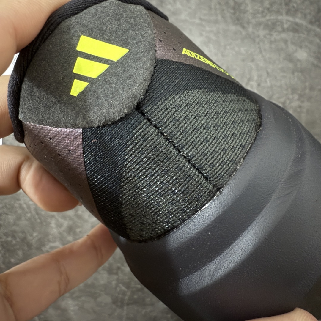 图片[2]-【XE版本】Adidas Adizero EVO SL 马拉松竞速专业跑鞋 市场最强版出货 原材料 内置碳板 原厂网纱潮流 超临界发泡大底 脚感软弹度与原版几乎无差别 细节目前市场最接近原版品质 外贸专供 最大做到48码 此款针织网面非常轻薄 纤维间的缝隙很大 可以保证跑步时的透气、排汗效果 鞋舌直接与两侧的内衬和鞋底连接在一起 在跑步过程中不会被鞋舌的左右移动所困扰 在标准鞋带孔的基础上再拓宽一组鞋带孔 适合不同脚型的需求 突破性 EnergyRods 技术，有助于跑者实现更好的成绩 中底独特的LIGHTSTRIKE PRO泡棉材质 微弹感觉在跑步过程中给予了良好的支撑体验 对于顶级精英和高水平进阶跑者来说 ADIOS PRO是一双值得信赖的竞速比赛用鞋 货号：JR3414 尺码：36-48-选品中心