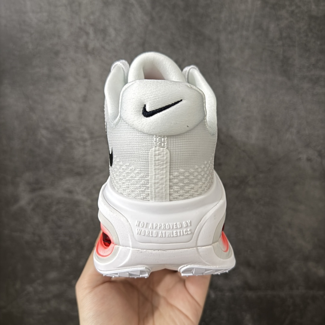 图片[4]-【XE纯原】NIKE VOMERO PREMIUM 全掌气垫缓震网面运动跑鞋 市场最强 没有之一 纯原生产线出品 原版开发 全部原材料 细节一比一打造 完美还原zp脚感 正确前后分离式两片纤维柱气垫 上下包裹超软弹泡棉 正确组合大底 区别市场通货 版型完美 鞋面材料同步原版1：1 全部原版开发校对 欢迎对比💪🏻 Nike 运用 Air技术专利，推出 Nike Pegasus Premium，沿用经典 Pegasus 系列产品深受跑者喜爱的缓震功能，并配置 Nike 首款可见式塑形 Air Zoom 气垫。 全掌可见的AirZoom首次在Pegasus系列中出现，模仿了Vaporfly的碳板曲线，增强了跑步时的流畅过渡。 货号：HQ2050-103 尺码：39-46（半）-选品中心