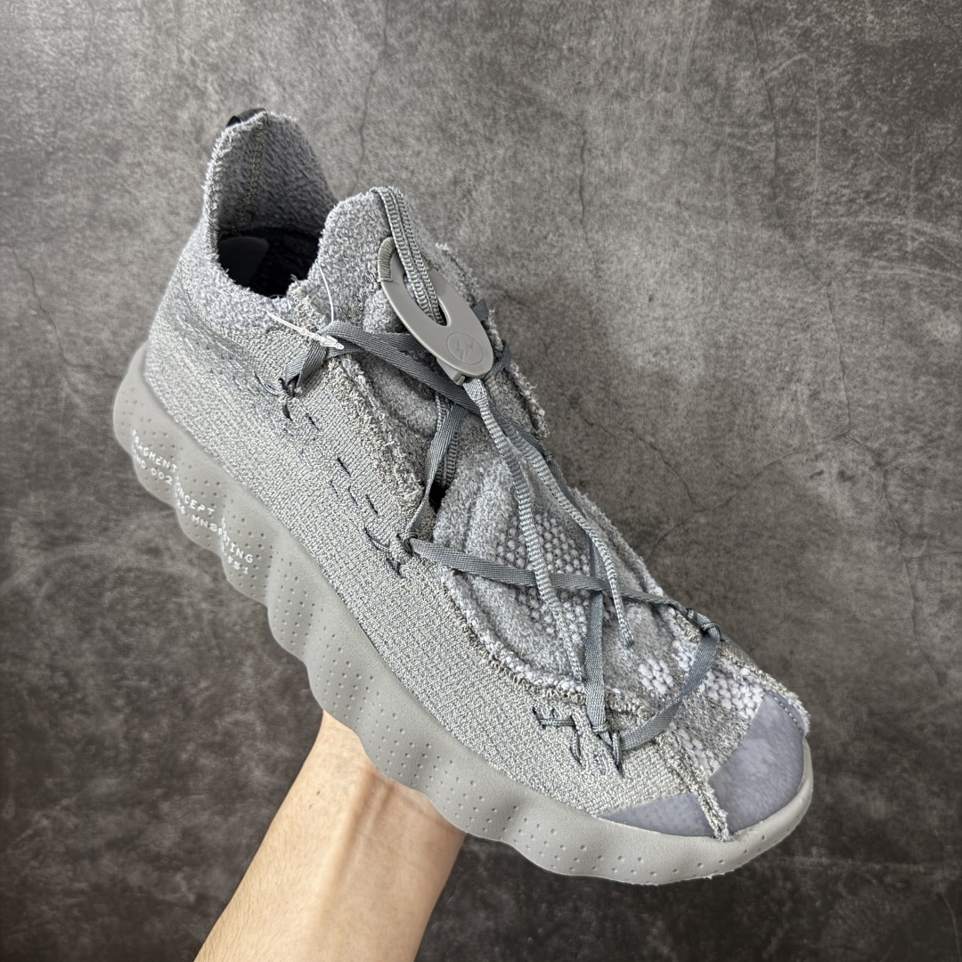 图片[3]-【渠道版】Fragment Design x NK Mind 002 藤原浩联名 足底按摩舒适运动休闲训练鞋 黑蓝 IQ8504-001 全套原厂楦头原纸板数据档案 历时四个月倾力打造 原厂0937机台Flyknit飞织工艺 鞋面针织密度弹性完美同步原鞋 工艺同步公司 原厂压底模 加固按摩单元 防止颗粒松动 原装TUP鞋扣 亮黑后跟条 白色字体采用工业级丝网印刷（丝印）工艺 字体边缘锐利清晰 笔画粗细均匀 没有毛边或晕染 依旧延续Mind系列的标志性外观 采用黑色Flyknit鞋面 并用到拼接结构和外露缝线强调设计感 鞋底依旧配备22个皇家蓝独立泡棉按摩球 鞋底的FRAGMENT经典标语也同样保留其中 还在鞋舌加入了一块印有闪电章的特殊提环 来进一步表明联名身份 正常尺码 尺码：36 36.5 37.5 38 38.5 39 40 40.5 41 42 42.5 43 44 44.5 45 46.5 47.5-选品中心