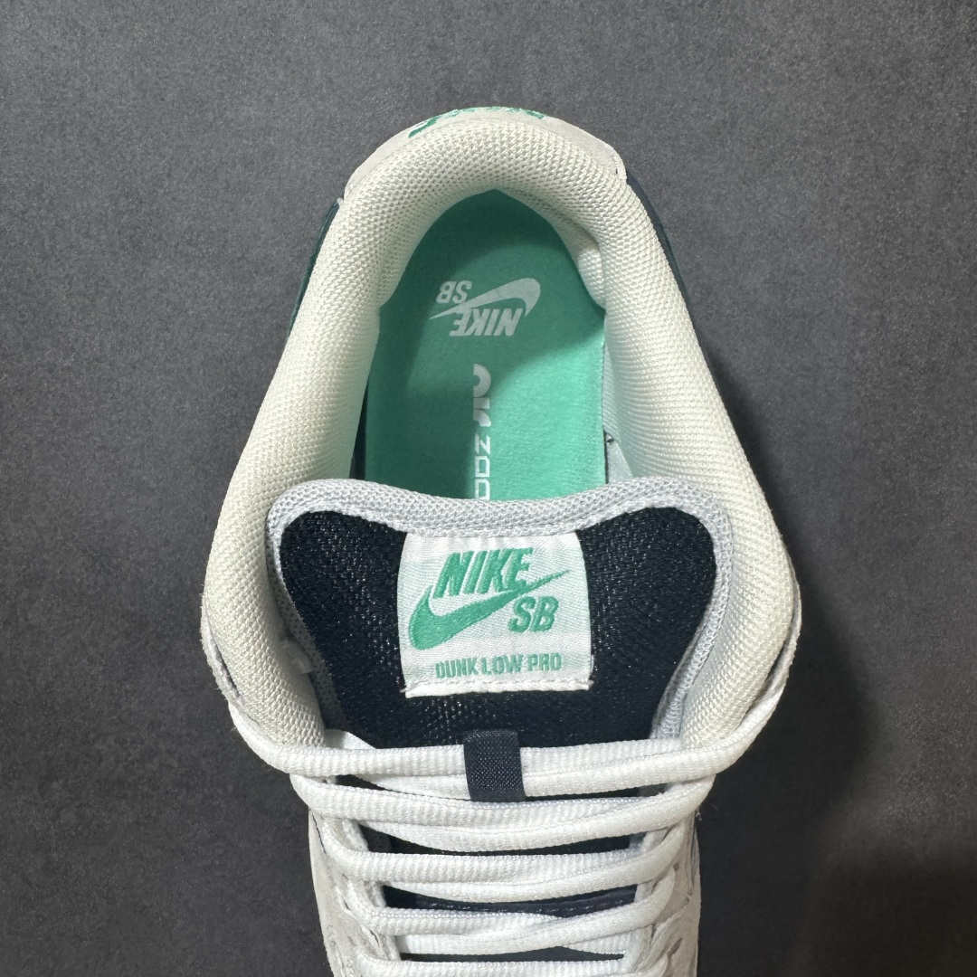 图片[6]-【公司级】Nike SB Dunk Low 低帮休闲板鞋 大厂纯原品质出货 清洁度 电绣工艺 皮料切割干净无任何毛边 细节完美 货号：HF3704-001 尺码：36 36.5 37.5 38 38.5 39 40 40.5 41 42 42.5 43 44 44.5 45 46-选品中心