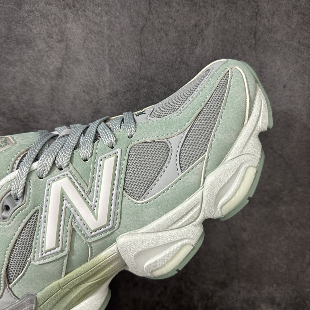 图片[6]-【纯原版】 New Balance NB9060 联名款 复古休闲运动慢跑鞋 U90608Z4 全套原楦原纸板原厂数据开发 进口三明治网面 原装进口翻毛皮料正确绒感卡色 正确中底拉帮中底网布细节 原厂标裁 带紫光防伪 定制后跟透明水晶模块 冲裁组合 大底贴合程度胶水上色把控完美 整洁度挑战全网艺术家 多道序QC把关品质完善 匠心打造 耗时两个月开发完成 工艺极其复杂难度可想而知 新开独立私模大底 全网唯一正确六层组合大底 高端零售专供产物 尺码：36 37 37.5 38 38.5 39 40 40.5 41 42 42.5 43 44 45 46.5-选品中心