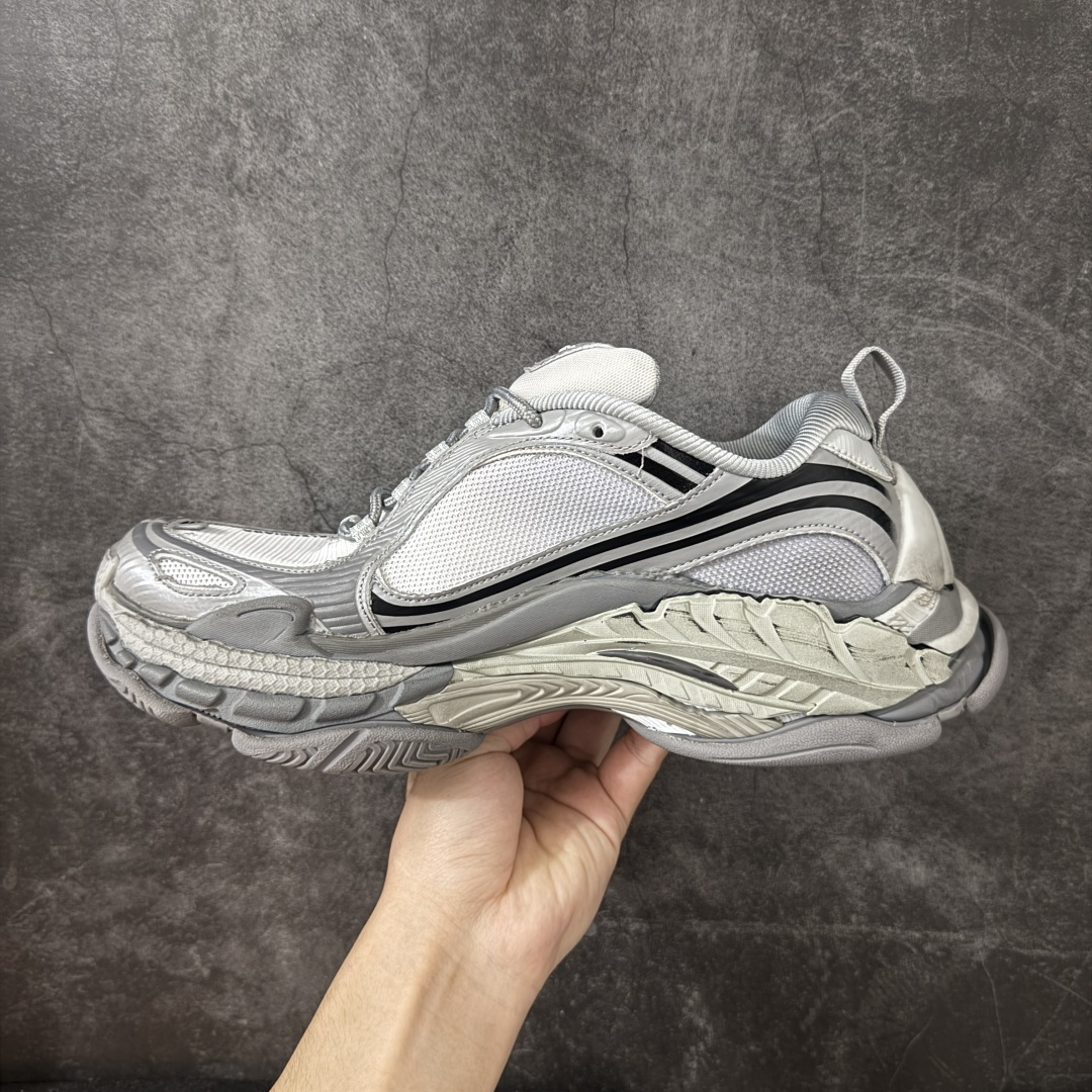 图片[2]-【i8纯原】Balenciaga巴黎世家24代 Triple S .2 灰黑 低帮 老爹鞋 市场老牌巴黎世家大厂出品 品质价格无需多言 原鞋原材料打造 一比一细节还原 此款相对之前款式轻质很多 超厚鞋底增高4-5cm 高街风格 货号：865849WTR2G1800 尺码：36-46-选品中心