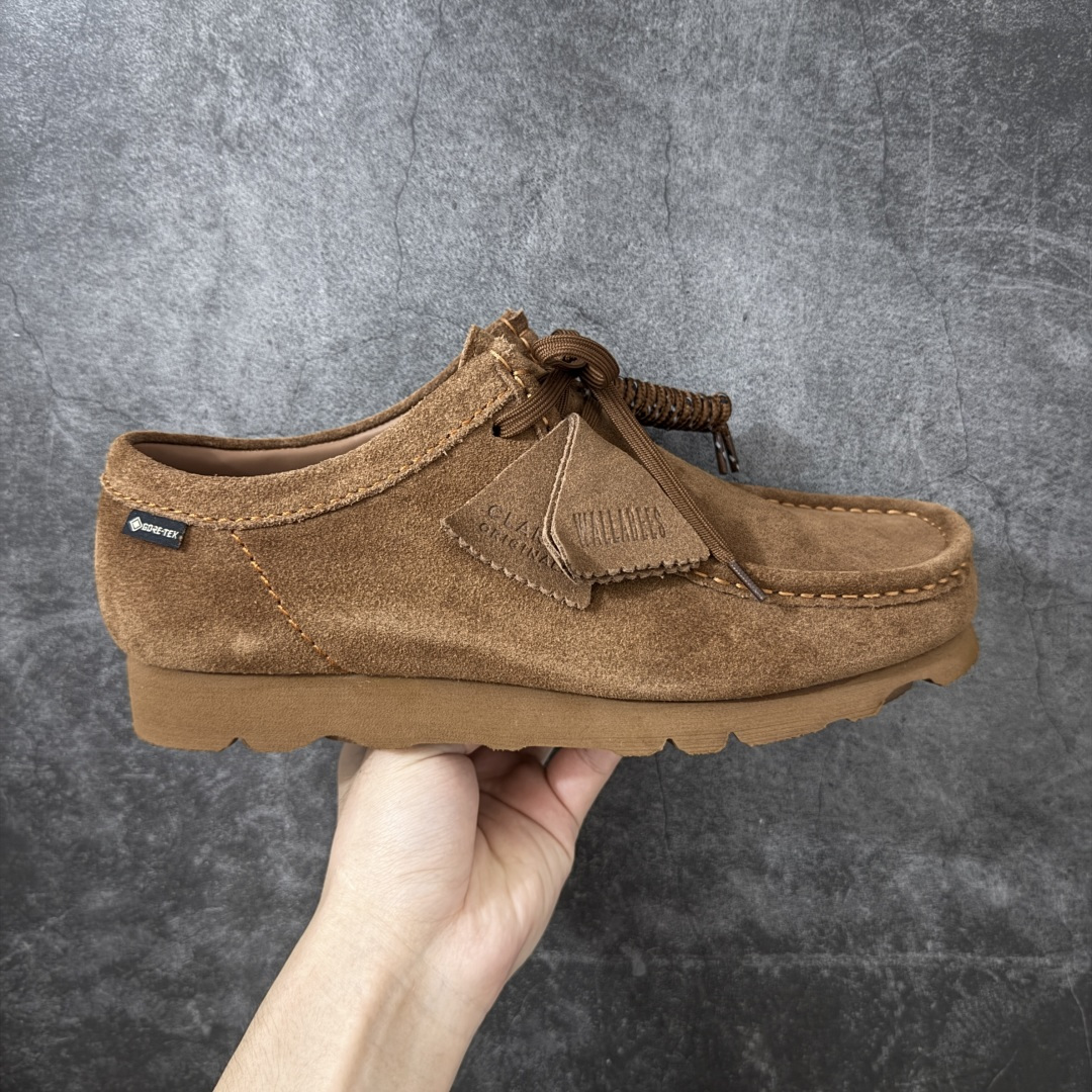 其乐Clarks Wallebee 乐福风格袋鼠鞋注意户外防水面料Gore-Tex的面料 结合工装优雅的