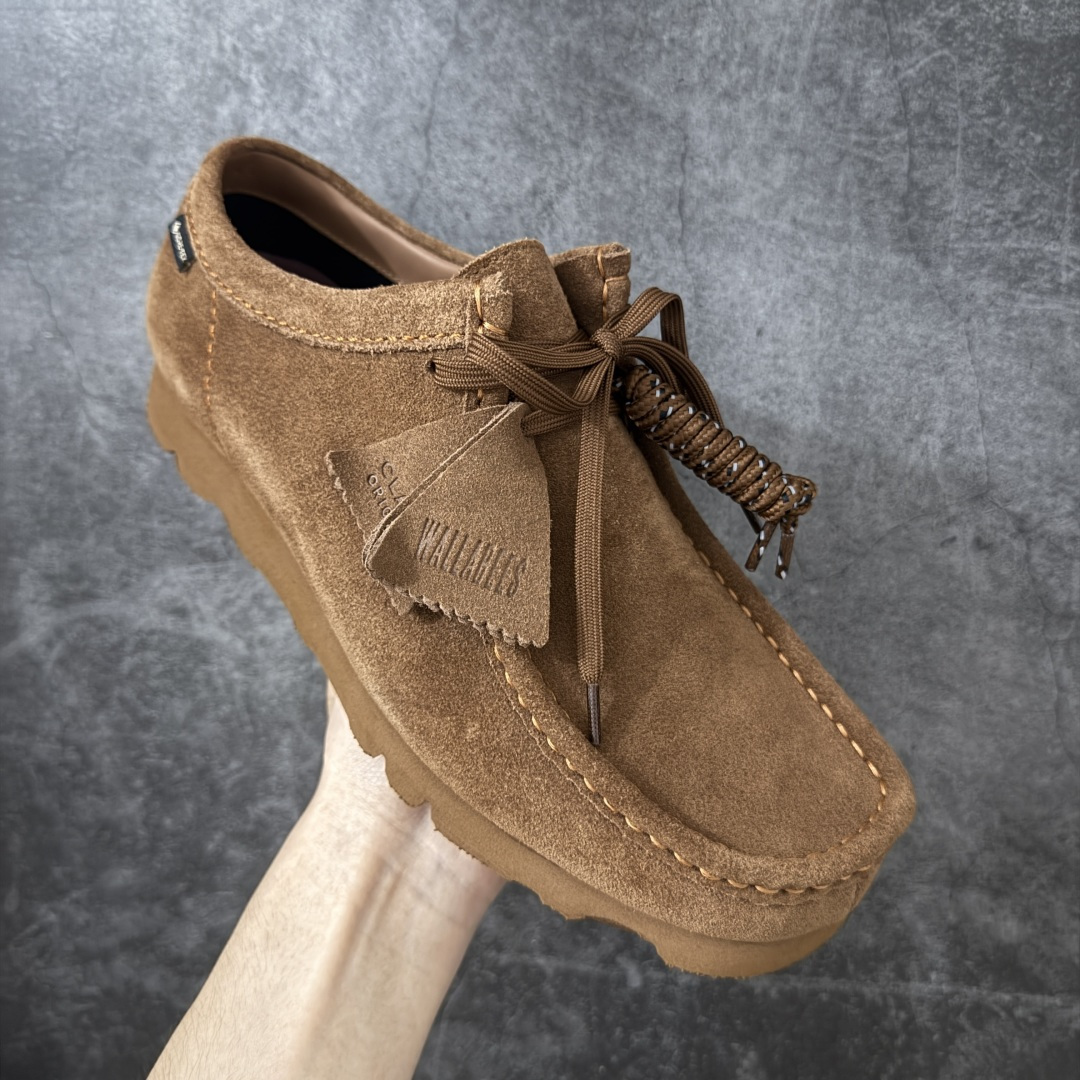 其乐Clarks Wallebee 乐福风格袋鼠鞋注意户外防水面料Gore-Tex的面料 结合工装优雅的