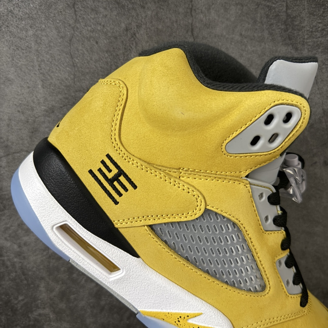 图片[7]-【KZ纯原】Jordan Air Jordan 5 Retro“Tokyo”东京限定2025黄色 货号：IO3372-700 国内一线大厂出品 匠心打造 头层皮料原厂数据 全新纸板 模具打造 外贸 平台高端零售专供品质 品质毋庸置疑 一眼正品既视感 细节均已解码 货号：IQ3372-700 尺码：36 36.5 37.5 38 38.5 39 40 40.5 41 42 42.5 43 44 44.5 45 46 47.5-选品中心