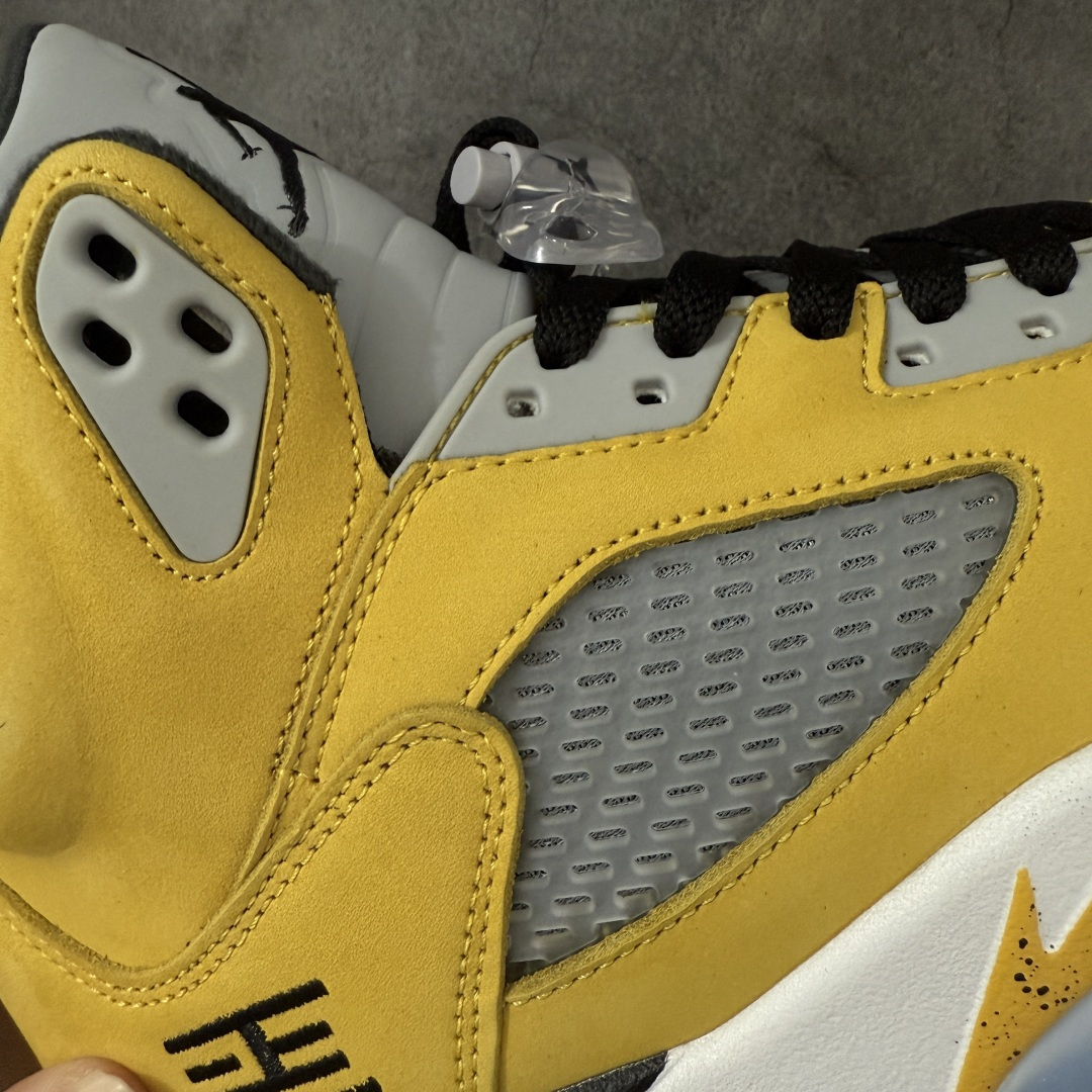 图片[4]-【KZ纯原】Jordan Air Jordan 5 Retro“Tokyo”东京限定2025黄色 货号：IO3372-700 国内一线大厂出品 匠心打造 头层皮料原厂数据 全新纸板 模具打造 外贸 平台高端零售专供品质 品质毋庸置疑 一眼正品既视感 细节均已解码 货号：IQ3372-700 尺码：36 36.5 37.5 38 38.5 39 40 40.5 41 42 42.5 43 44 44.5 45 46 47.5-选品中心