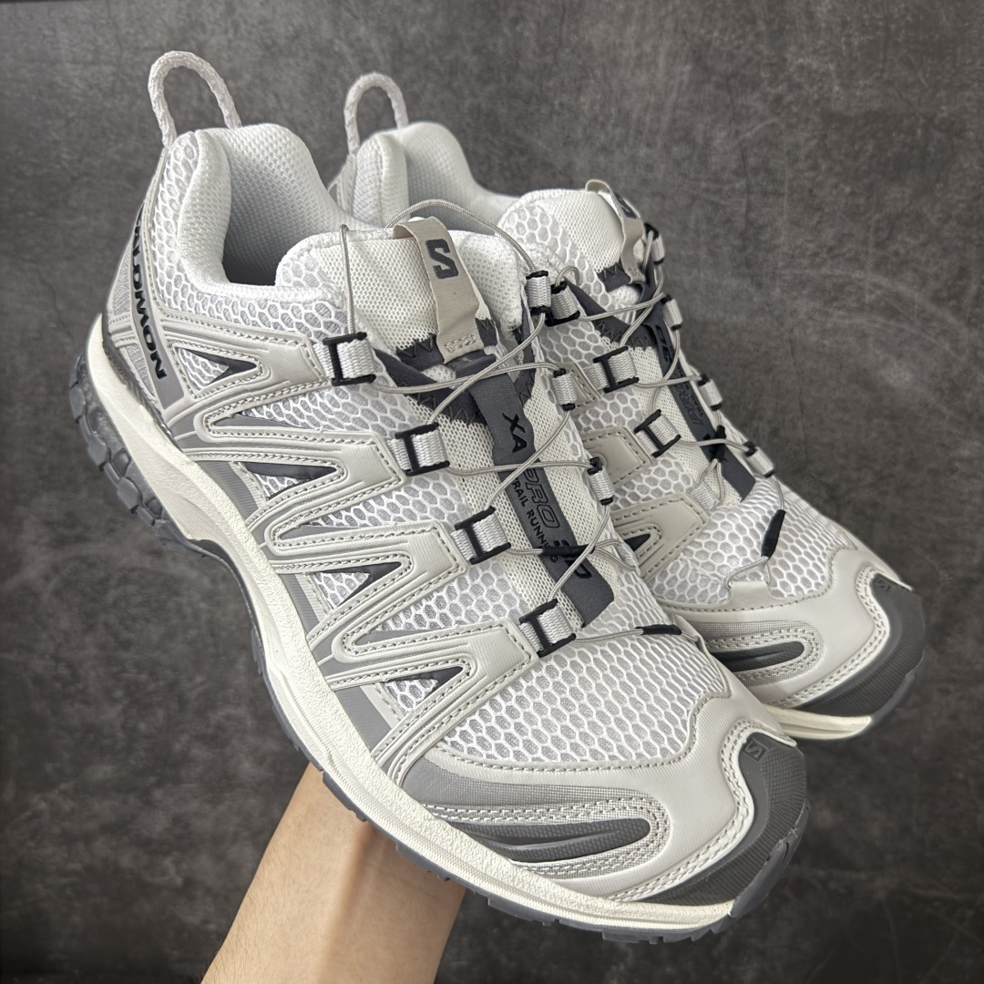 【Goat礼盒版】SALOMON萨洛蒙 XA PRO 3D 百搭舒适 低帮 户外功能鞋 男女同款 492672 纯原外贸平台特供订 全套原纸板楦头开发 原厂特供网布配套加持 确保原汁原味 完美呈现版型 原档数据独家私模五层组合大底 男女鞋同步官方开发 原装Ortholite轻量化鞋垫 中底布带钢印编号 原厂TPU锁扣 进口港宝加持 后跟自然饱满 还原公司包裹性 鞋面采用SENSIFT贴合技术 全方位贴合包裹脚型 鞋跟部鞋底牵引设计 提供强大的抓地性能 更适应野外崎岖不平的道路 其3D ADVANCED CHASSIS底盘 材料轻量大化 钉齿设计更具稳定性 防护性 鞋底易磨损区运用CONTAGRIP高耐磨材料 应对城市硬质路面长距离跑考验 尺码:36 36.5 37.5 38 38.5 39 40 40.5 41 42 42.5 43 44 44.5 45 46-选品中心