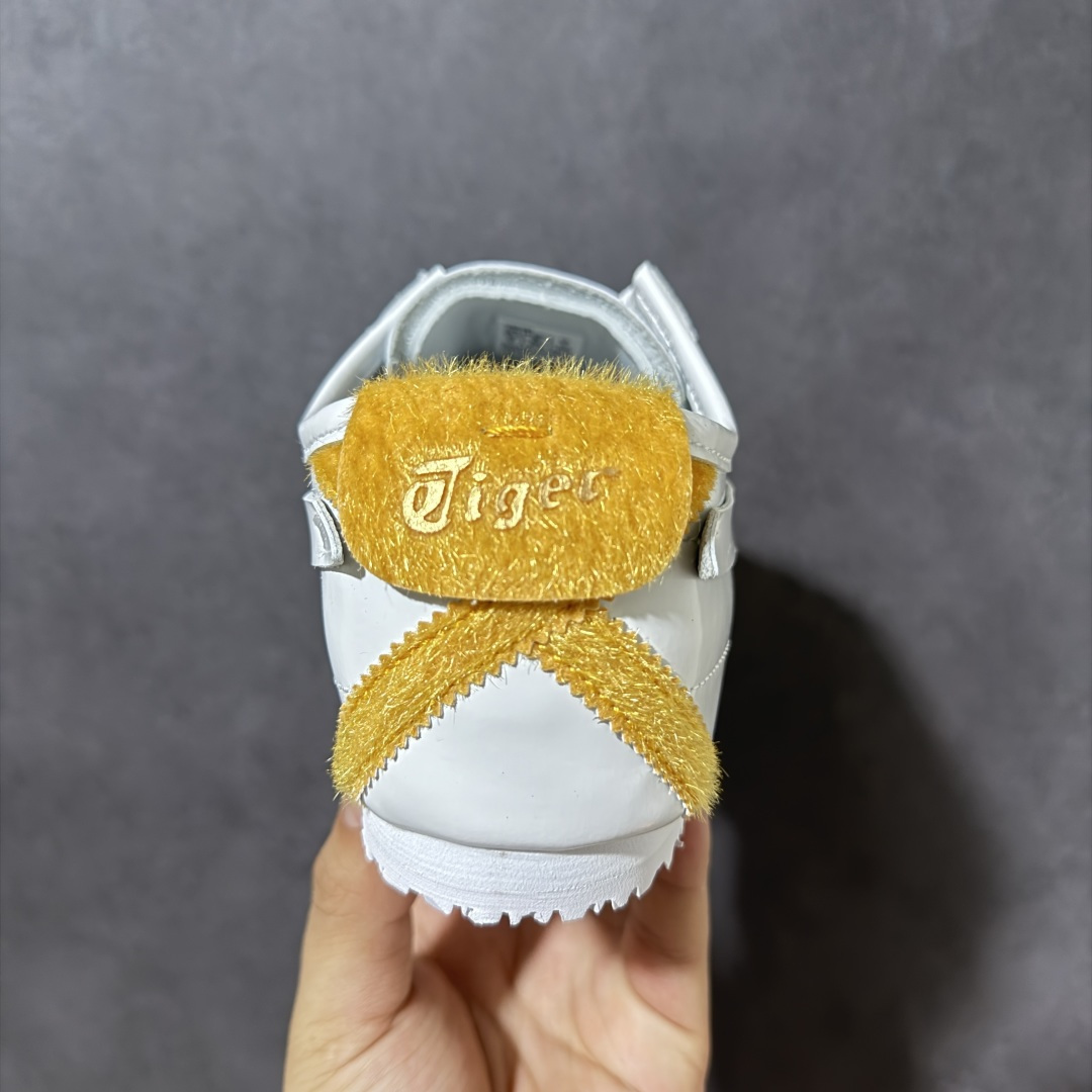 图片[4]-【公司级】Asics Onitsuka Tiger MEXICO 66 亚瑟士鬼冢虎复古经典板鞋 熊猫恶作剧定制系列配色 市场王者选手 海外订单工厂出品 长期生产补货永不断码 超成熟稳定的做工品控 原装全套纸板楦头开发 原汁原味 完美呈现版型 私模正确鞋底咬花纹路 一比一鞋头弧度高度鞋身弧度 绝不口嗨 细节品控鞋型随意秒杀市面 原档咬花纹路私模大底 一个单元有六个三角形 总体形拼接呈现花瓣状 官方四联吊牌 原装Ortholite轻量化鞋垫 原盒原配 质保卡 说明书 钢印防尘纸 纸板中底带钢印 乳胶组合鞋垫 支持全方位的对比专柜 产品从款式颜色造型上体现出追求舒适和细节的完美 鞋类更是推崇手工制作的严谨与完美 融舒适性与可穿性的设计风格 注重细节的完美和别致魅力 既保持稳重 又不失轻松的时尚感 尺码：36 37 37.5 38 39 39.5 40 40.5 41.5 42 42.5 43.5 44 45-选品中心