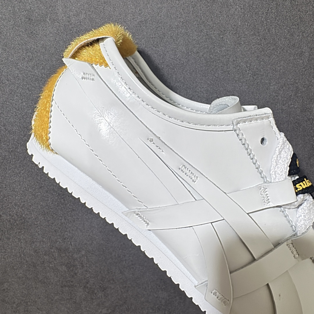 图片[7]-【公司级】Asics Onitsuka Tiger MEXICO 66 亚瑟士鬼冢虎复古经典板鞋 熊猫恶作剧定制系列配色 市场王者选手 海外订单工厂出品 长期生产补货永不断码 超成熟稳定的做工品控 原装全套纸板楦头开发 原汁原味 完美呈现版型 私模正确鞋底咬花纹路 一比一鞋头弧度高度鞋身弧度 绝不口嗨 细节品控鞋型随意秒杀市面 原档咬花纹路私模大底 一个单元有六个三角形 总体形拼接呈现花瓣状 官方四联吊牌 原装Ortholite轻量化鞋垫 原盒原配 质保卡 说明书 钢印防尘纸 纸板中底带钢印 乳胶组合鞋垫 支持全方位的对比专柜 产品从款式颜色造型上体现出追求舒适和细节的完美 鞋类更是推崇手工制作的严谨与完美 融舒适性与可穿性的设计风格 注重细节的完美和别致魅力 既保持稳重 又不失轻松的时尚感 尺码：36 37 37.5 38 39 39.5 40 40.5 41.5 42 42.5 43.5 44 45-选品中心