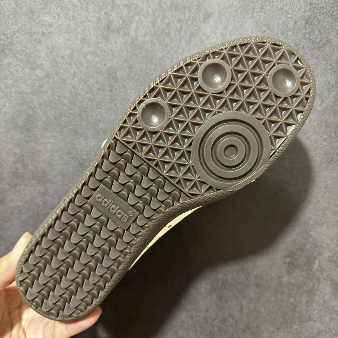 adidas Samba玛丽珍经典永不过时．潮流一直在路上百搭宝藏、复古潮流少女感十足、T字鞋带搭配摩术