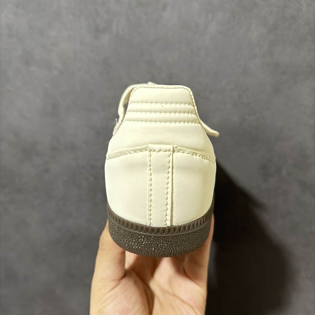 adidas Samba玛丽珍经典永不过时．潮流一直在路上百搭宝藏、复古潮流少女感十足、T字鞋带搭配摩术