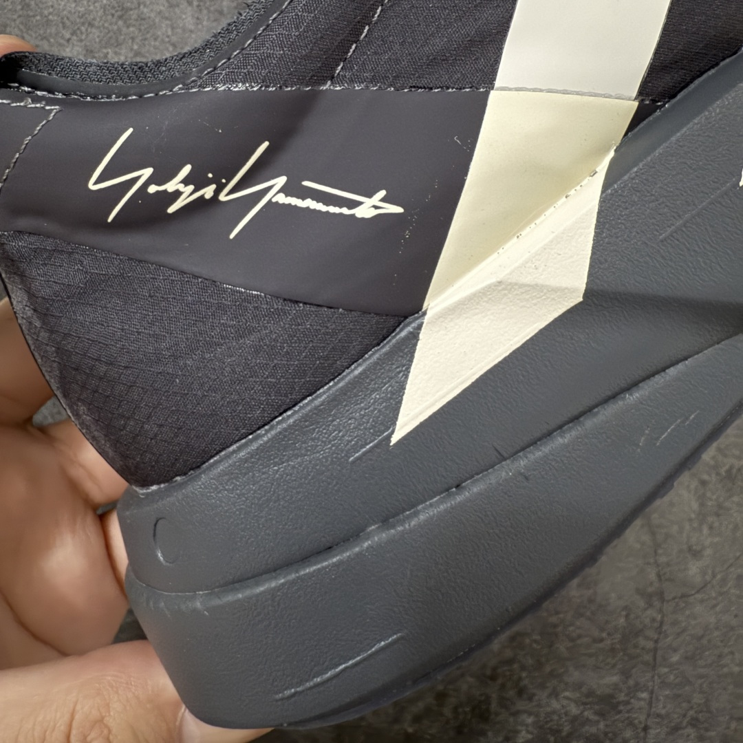 图片[3]-【NO.1纯原】Y3 x Adidas Adizero Adios Pro 4 M竞训跑步鞋 KI6876 市场独一档品质 区别所有版本 原鞋购入开发数月 原材料 原档案打造 细节版型一比一 独立双层组合底私模.超软弹发泡超临界底 搭配ENERGYRODS 2.0真碳柱，每一步都动力满满 鞋面用的是Lightlock技术，轻透又贴合，就像给脚定制的一样。 中底是全掌Lightstrike Pro泡棉，软弹感超绝 真正一比一还原真实脚感💪🏻 尺码：36 36.5 37 38 38.5 39 40 40.5 41 42 42.5 43 44 44.5 45 46-选品中心