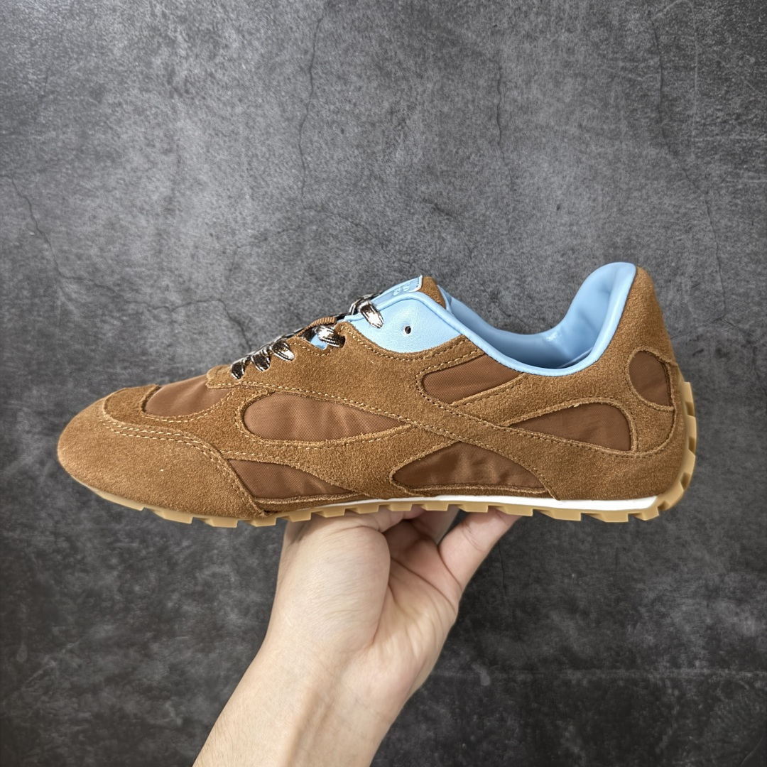 图片[2]-【纯原S版】BOTTEGA VENETA Orbit Runner BV葆蝶家时尚休闲王一博同款老爹鞋运动鞋 原版开发 一比一打造 相似度百分之99以上 市场一梯队级别品质 区别市场任何标文顶级品质版本 采用轻质科技网布面料 搭配几何图案设计橡胶外底 王炸系列 高版本 认准套包工艺 实际增高很多哦 还是一样显腿细非常nice 耐玩耐造 对标对版 套包鞋工艺 认准高版本 大底选用拼色TPU大底 配置原版包装 货号：851621V3MS04118 尺码：36-47-选品中心
