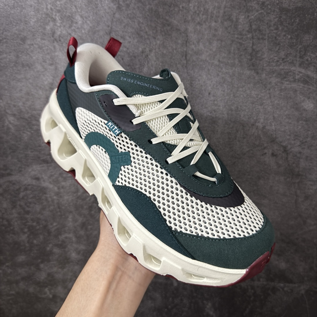 图片[3]-【OG纯原】KITH x ON 昂跑联名 Cloudswift K-Tech 1 系列 3MG10775560 低帮休闲跑步鞋 大厂出品 原版有1比1打造 配件齐全 外贸专供 尺码最大做到46码 市面最高还原度版本 打造最强品质 没有之一 全新开发的鞋面结构，用高透气网布拼了大面积的合成麂皮。这种材质碰撞脱离了普通跑鞋的塑料感，更有时装质感；搭载了On的CloudTec缓震科技和Helion超级泡棉，全新的Cloudswift鞋底结构，脚感和支撑性都拉满，外底还直接刻上了Kith的字母组合，彰显联名身份；翻开鞋底，是定制的Kith Monogram老花外底，既保留了On的专业感，又带点Kith标志性的精致灰调。 尺码：36 36.5 37.5 38 38.5 39 40 40.5 41 42 42.5 43 44 44.5 45 46-选品中心