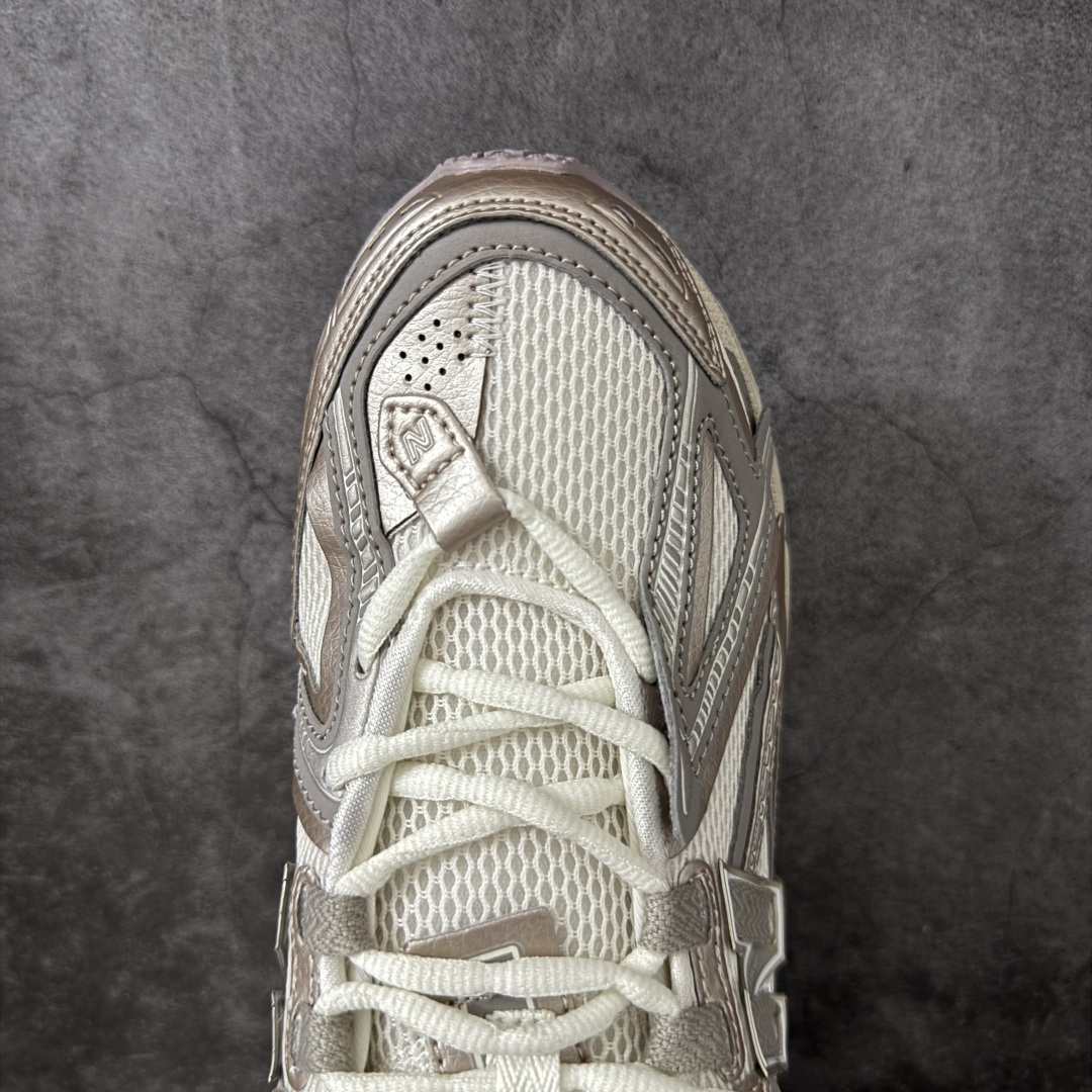 图片[5]-【纯原版】NB新百伦New Balance NB1906 U19063VV系列复古老爹风休闲运动慢跑鞋 采用轻质牛剖革拼接透气网眼衬垫织物鞋面材质#T-Beam大底提供足步弓支撑，保持步态稳定#后跟搭载外露缓震胶 鞋身整体以各种深浅不一的灰色覆盖，鞋头以淡蓝色调装饰，网眼衬垫通过不规律的色块实现做旧的美感，泛黄的鞋底更是进一步增添了复古气息。 尺码：36 37 37.5 38 38.5 39.5 40 40.5 41.5 42 42.5 43 44 45 46.5-选品中心