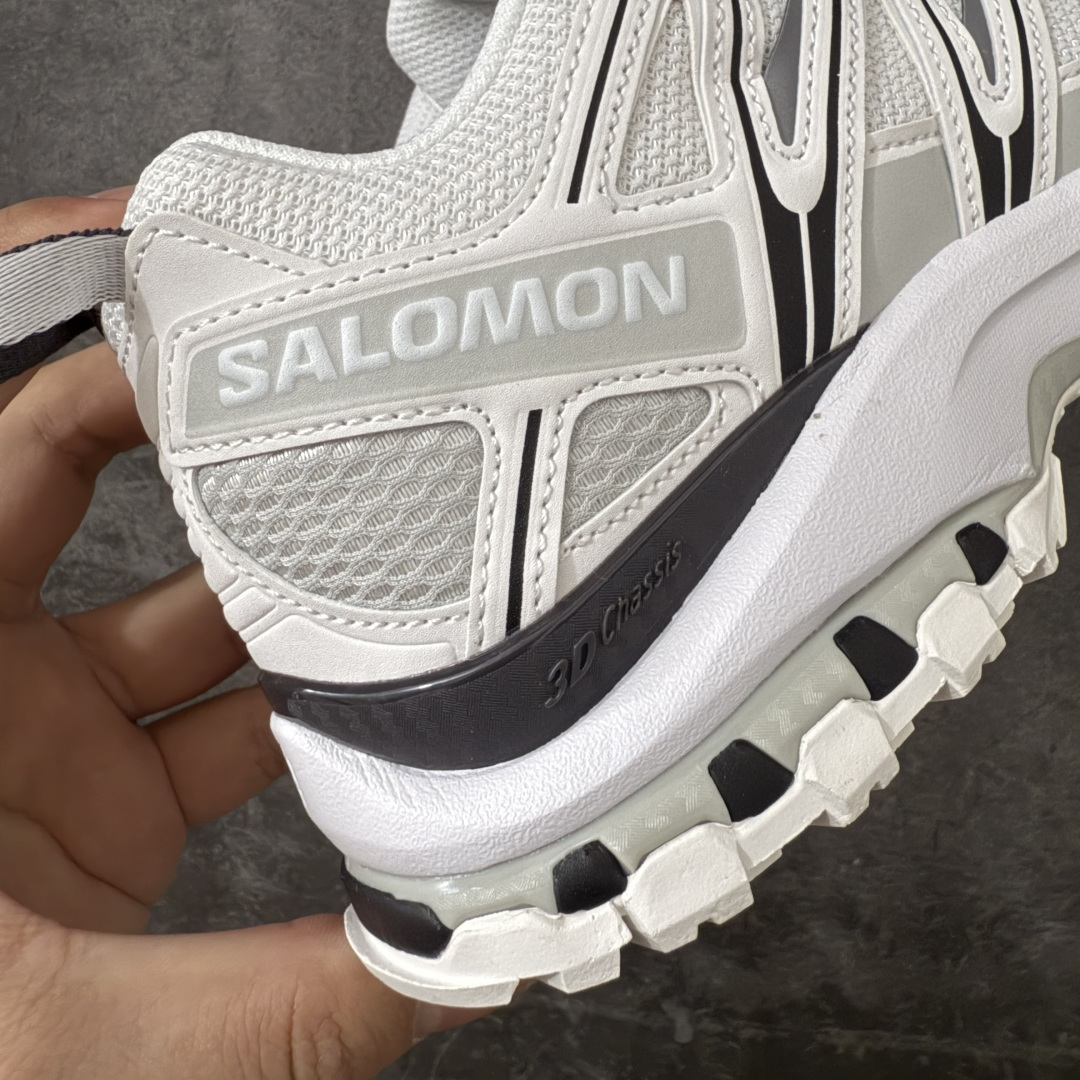 图片[3]-【666版本】SALOMON 萨洛蒙 XA PRO 3D 户外运动 网布减震防滑透气 低帮跑步鞋 男女同款 479885 全新品质 巅峰之作 所有配色均购物原版拆解1：1开发 原材料打造 非市场公版便宜货 私模大底 清洁度比市场所有版本都高 全套原纸板楦头开发 原厂网布配套 确保原汁原味 完美呈现版型 原档数据独家私模五层组合大底 男女鞋同步官方开发至46 原装Ortholite轻量化鞋垫 中底布带钢印编号 原厂TPU锁扣 进口港宝加持 后跟自然饱满 还原公司包裹性 鞋面采用SENSIFT贴合技术 全方位贴合包裹脚型 鞋跟部鞋底牵引设计 提供强大的抓地性能 更适应野外崎岖不平的道路 其3D ADVANCED CHASSIS底盘 材料轻量大化 钉齿设计更具稳定性 防护性 鞋底易磨损区运用CONTAGRIP高耐磨材料 应对城市硬质路面长距离跑考验 尺码：36 36.5 37.5 38 38.5 39 40 40.5 41 42 42.5 43 44 45 46-莆田鞋