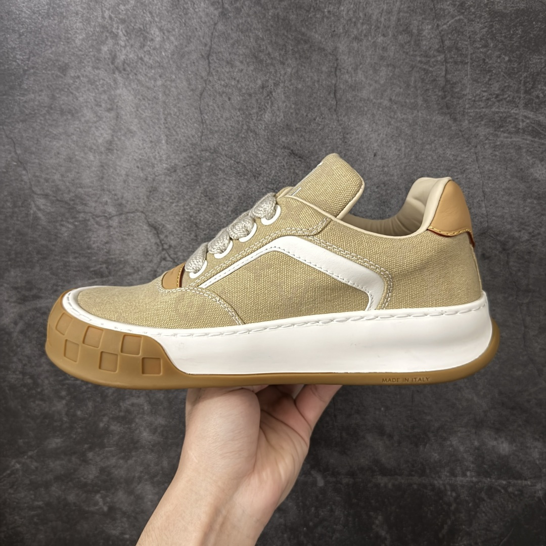 图片[2]-【专柜版/海淘代购】 LV 路易威登LOUIS VUITTON Tilted Low Sneakers 倾斜系列低帮复古休闲运动文化百搭板鞋 2026早春款板鞋 饼干鞋 市场最顶天花板 礼盒包装 正确细节 原鞋原材料1：1打造 完美版型做工 欢迎对比市场任何品质的货品 广东原产 升级原楦型开发纸版 包装说明书防尘布袋物件(附送官方快递加固牛皮纸外盒!!)#采用Monogram 丹宁布鞋面材质#鞋垫嵌入软脚感EVA物料#后跟耐弯折滴塑支撑片#全新开发TPR光泽组合隔色鞋底❗ 尺码：39 40 41 42 43 44 45 46-莆田鞋