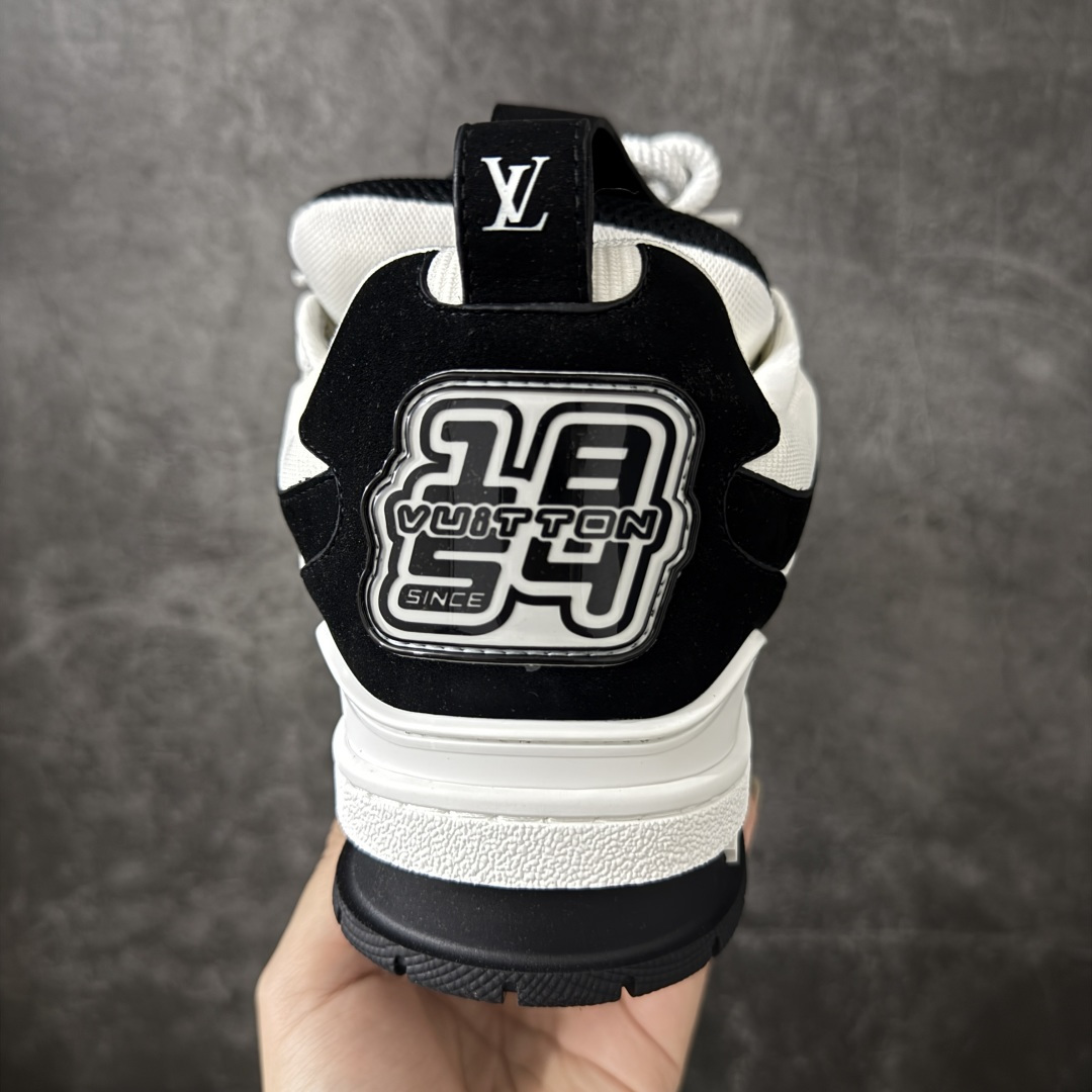 图片[4]-【海淘代购版】驴家Louis Vuitton 路易威登 LV Skate 低帮休闲板鞋 全新海淘代购同渠道品质 高端零售 外贸充正专供 原版购入开发 ZP级全套包装 完美楦型 正确卡色 大底TPU 质感媲美原版 细节与原版一致 请注意区分市面通货材 尺码：38 39 40 41 42 43 44 45 注意：46码可以订制 （订制的尺码无质量问题不退不换）-莆田鞋