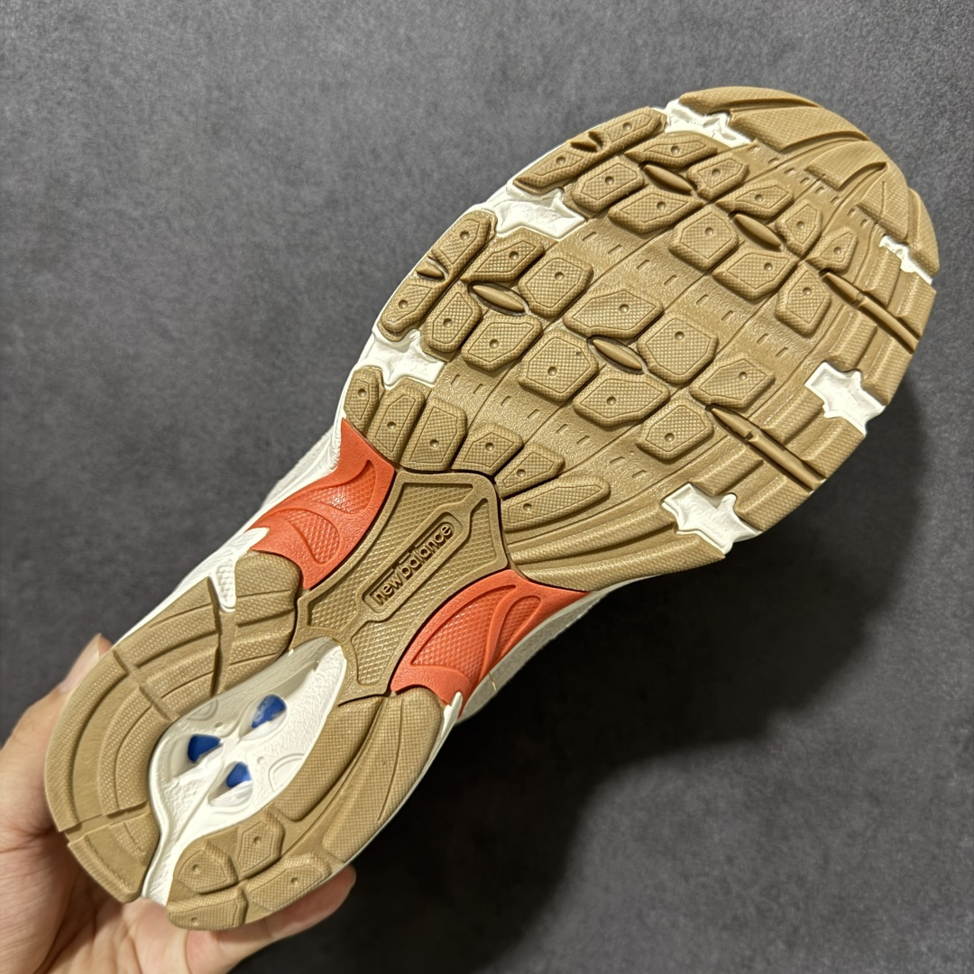 New Balance NB530 新百伦复古透气跑步鞋 以皮革为主的人气轮廓 以极具复古风范的跑鞋外观
