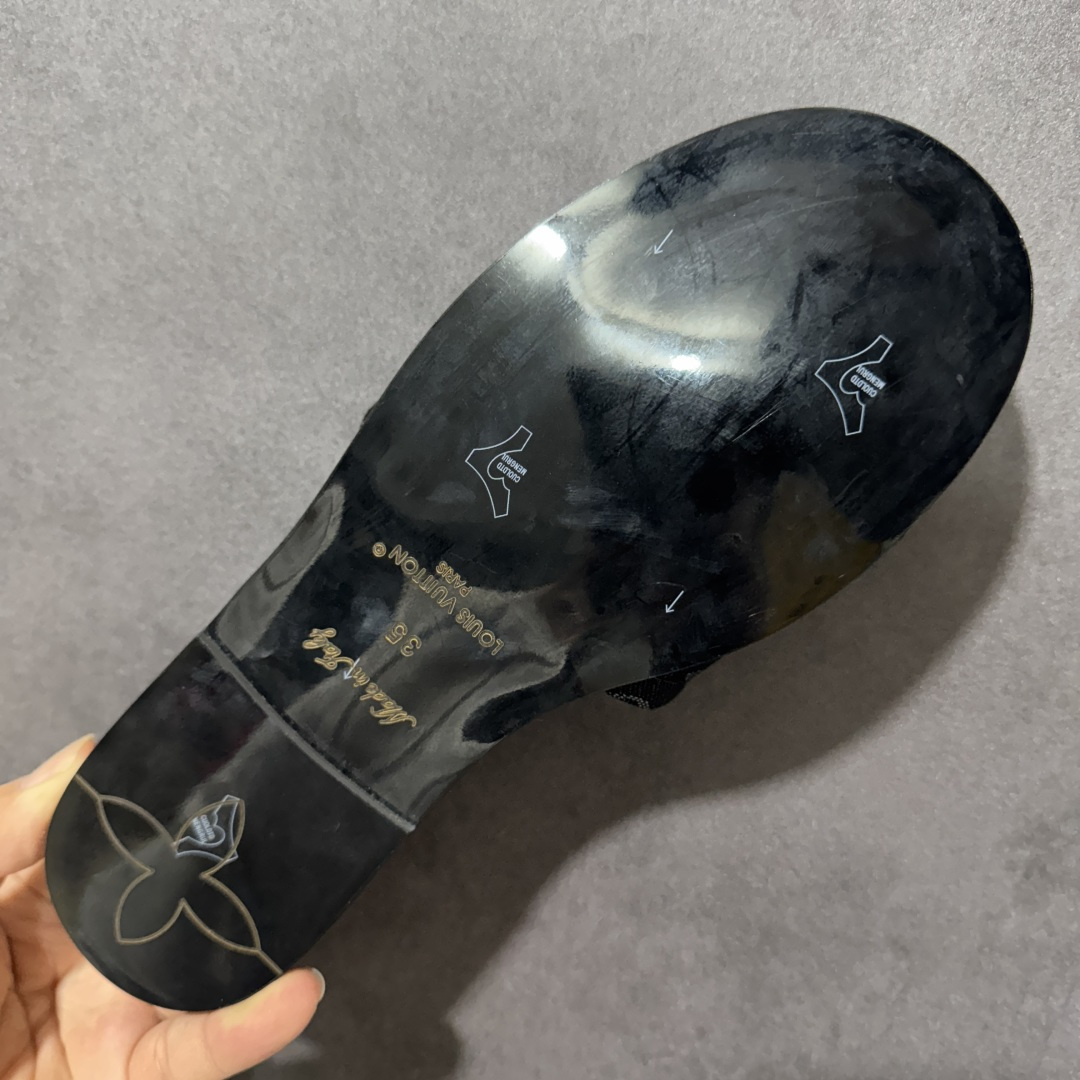 图片[9]-【广东版】LV 26S 平底 一字拖鞋1.5cm 女款 尺码：35-40-莆田鞋