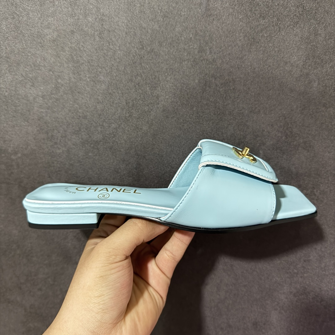 【广东版】CHANEL香奈儿 26S 绒面小牛皮 露趾平底 穆勒鞋 一字拖鞋1.5cm 女款 尺码：35-40-选品中心