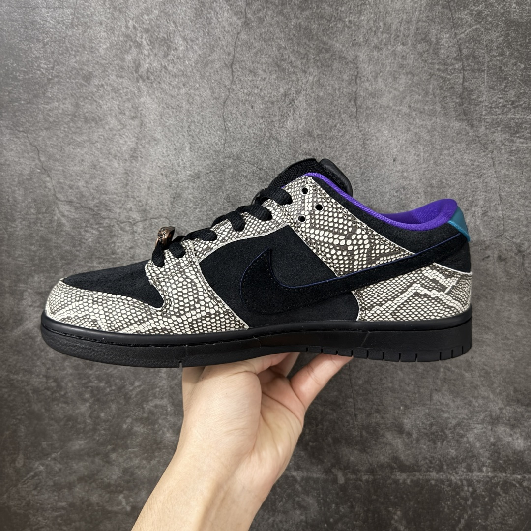 Dashawn Jordan x NK SB Dunk Low 联名款低帮休闲板鞋 IB6208-200