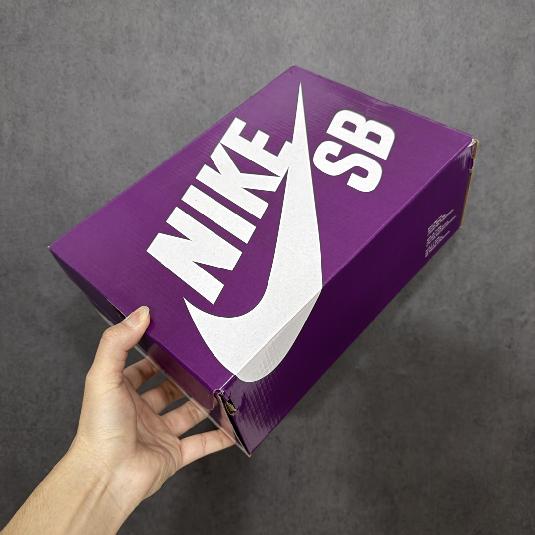 Dashawn Jordan x NK SB Dunk Low 联名款低帮休闲板鞋 IB6208-200