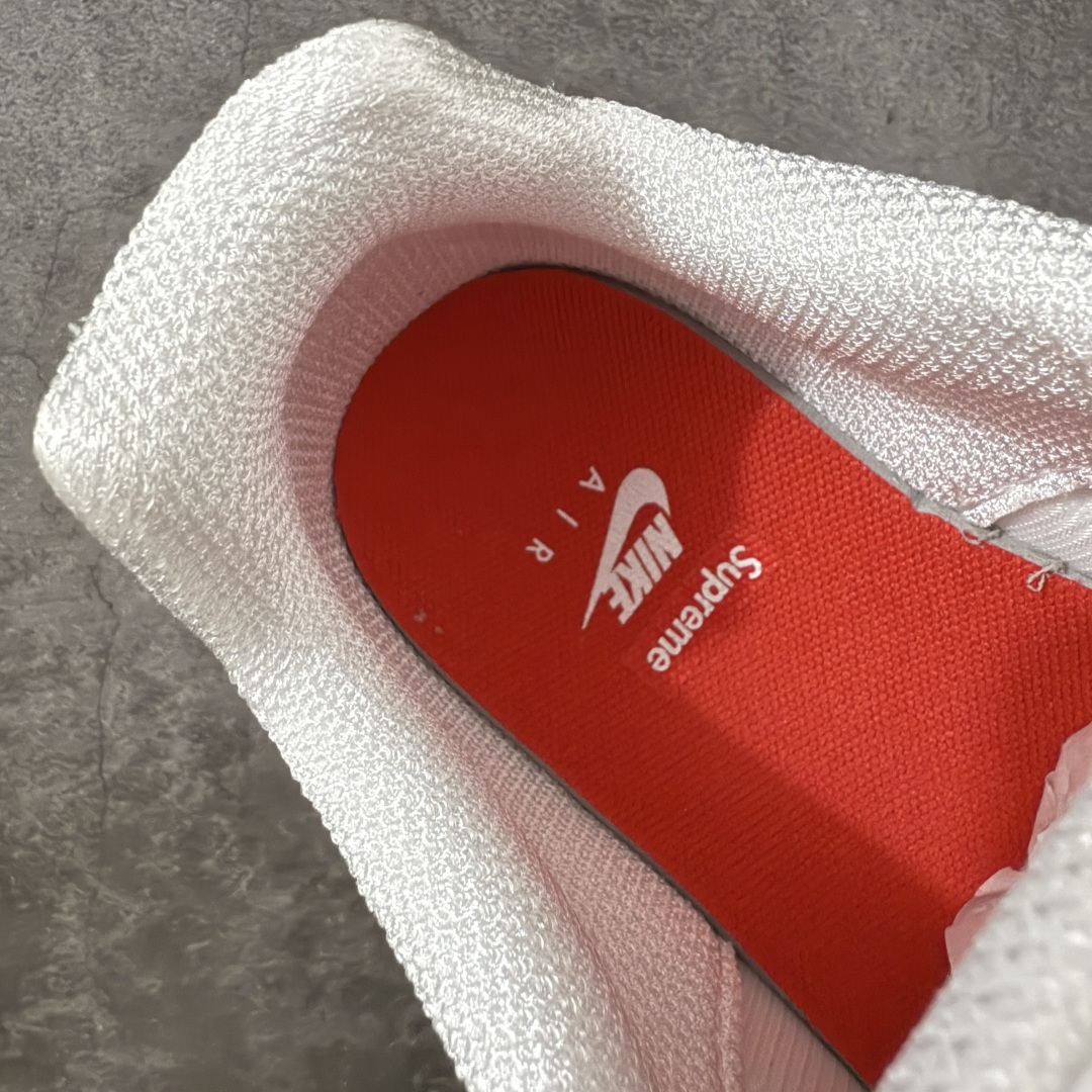 Supreme x Nike Air Max Plus TN气垫系列跑鞋全新一比一高端版本真正的市场T1