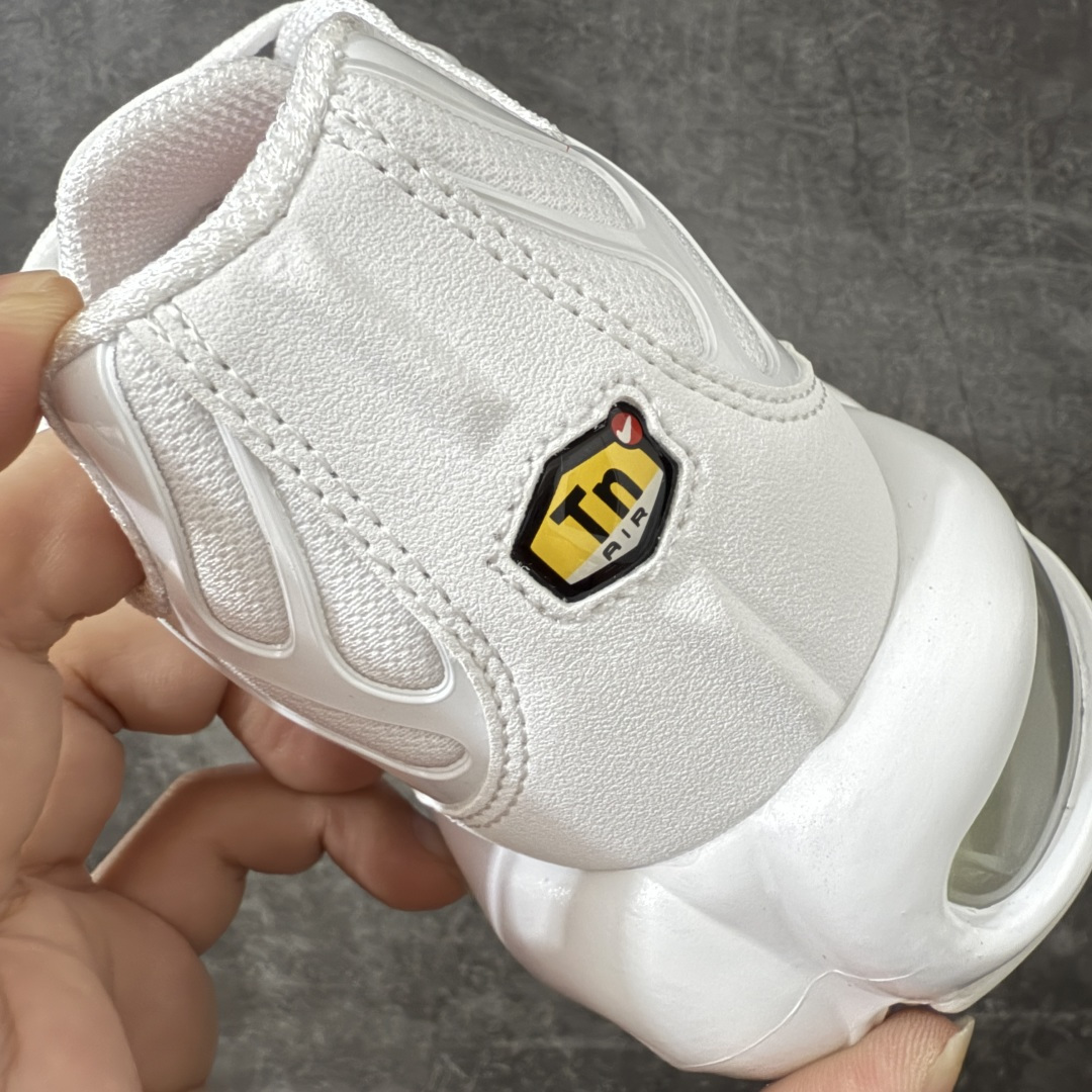 Supreme x Nike Air Max Plus TN气垫系列跑鞋全新一比一高端版本真正的市场T1