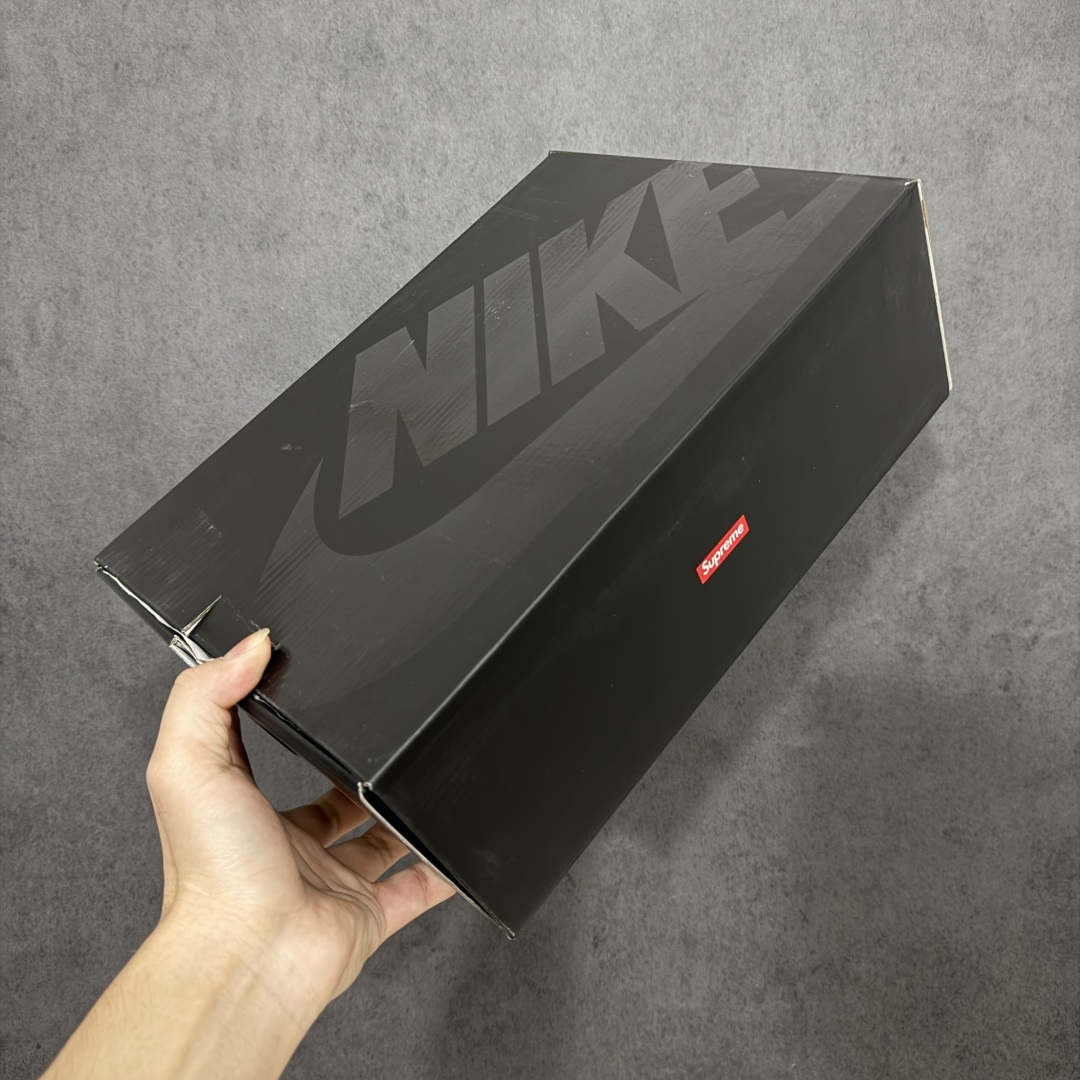 Supreme x Nike Air Max Plus TN气垫系列跑鞋全新一比一高端版本真正的市场T1