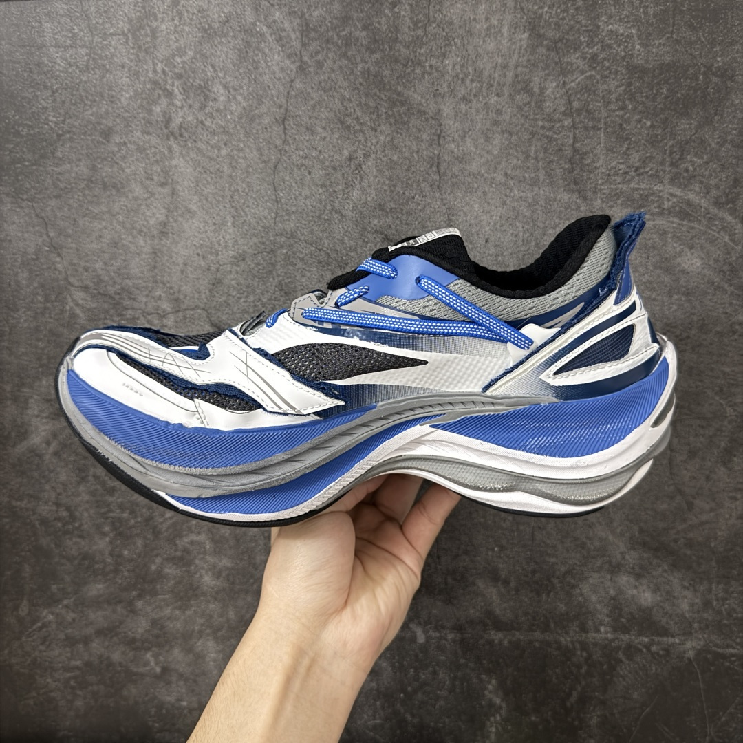 Balenciaga巴黎世家26代 Jet 压纹印花 圆头厚底4.25cm 低帮 老爹鞋 男款 白蓝市场