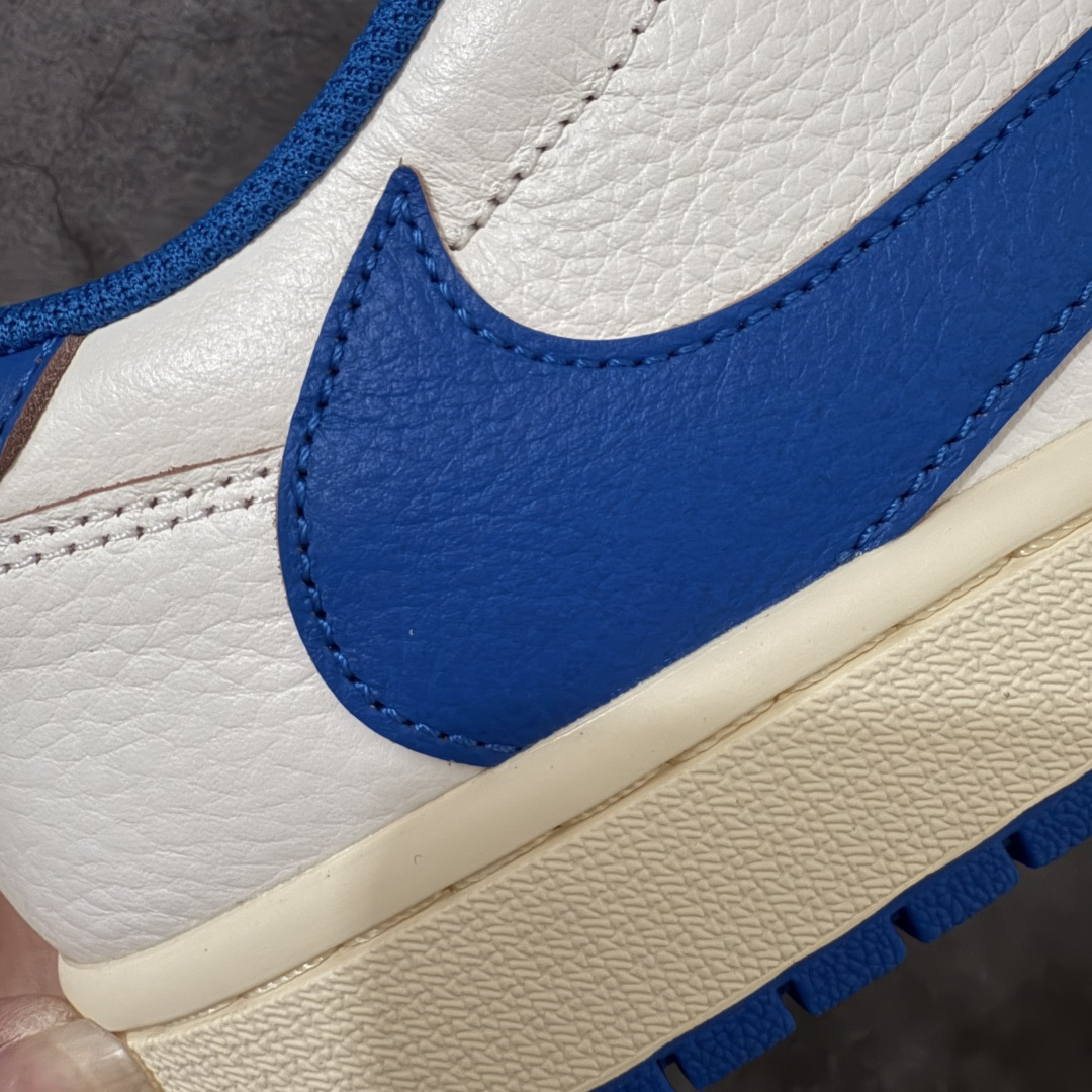 图片[3]-【GX2.0海外版】Travis Scott x Air Jordan AJ1 Low OG SP TS联名闪电倒钩低帮 DM7866-104 目前市面唯一正确版本 知名大厂出品 纯原第一梯队版本 产品品控稳定性领先行业 各方面均可对飙市面通货版 SZ原厂全套原楦原纸板冲刀磨具开发 原厂皮料加持 原厂港宝加持定型后跟R度完美 同源原厂电绣 鬼脸飞翼针数密度立体效果一致 百分百一致原鞋 原厂拉帮工艺 针距密度一致 后跟弧度收口自然不对折 极致一眼正品既视感 进口玻璃冲刀皮料裁剪零毛边 全鞋电脑针车工艺 品控清洁度最高QC检验标准 免检产品 原厂订购鞋盒、鞋标、防尘纸、鞋撑、鞋带 追求极致的原厂味道 尺码：36-48.5-莆田鞋