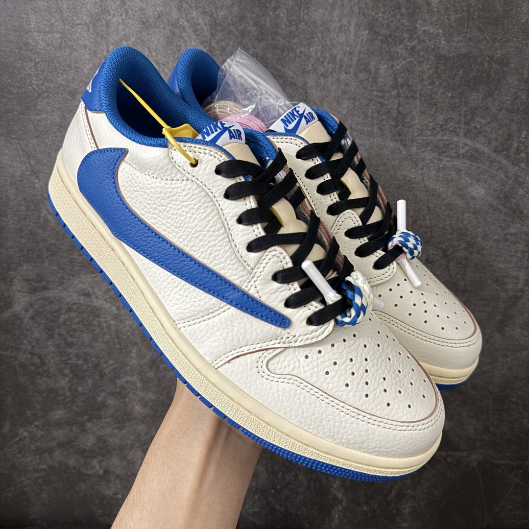 【GX2.0海外版】Travis Scott x Air Jordan AJ1 Low OG SP TS联名闪电倒钩低帮 DM7866-104 目前市面唯一正确版本 知名大厂出品 纯原第一梯队版本 产品品控稳定性领先行业 各方面均可对飙市面通货版 SZ原厂全套原楦原纸板冲刀磨具开发 原厂皮料加持 原厂港宝加持定型后跟R度完美 同源原厂电绣 鬼脸飞翼针数密度立体效果一致 百分百一致原鞋 原厂拉帮工艺 针距密度一致 后跟弧度收口自然不对折 极致一眼正品既视感 进口玻璃冲刀皮料裁剪零毛边 全鞋电脑针车工艺 品控清洁度最高QC检验标准 免检产品 原厂订购鞋盒、鞋标、防尘纸、鞋撑、鞋带 追求极致的原厂味道 尺码：36-48.5-莆田鞋