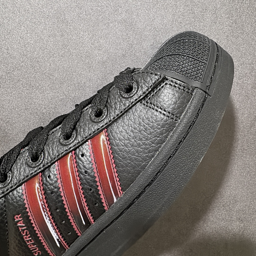 图片[8]-【H11顶级头层版】adidas originals Superstar 2 贝壳头 简约经典 舒适时尚 复古板鞋 男女同款 白黄 货号：JR7316 全新升级版 皮料改进至头层原厂皮 原盒 原底原料 开模打造 原厂织唛鞋标 高精密准度 原楦原纸板开发 匹配原版98%以上 后跟垫棉独家呈现 反口里弧度正确 原厂鞋垫 背胶 后跟电绣针数 与正品一致 原厂皮料 原厂车缝线 质感无敌 皮料切割干净 无任何毛边 清洁度细节完美 进口港宝加持 后跟自然饱满 还原公司包裹性 鞋面采用原装数据贴合技术 全方位贴合包裹脚型 鞋跟部鞋底牵引设计 提供强大的抓地性能 更适应不同实战场地路面 尺码：35.5 36 36.5 37.5 38 38.5 39 40 40.5 41 42 42.5 43 44 45-莆田鞋